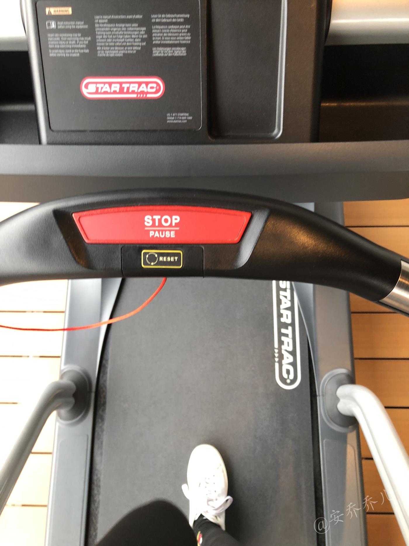 图片[19]-安乔乔儿(Nia乔乔) 健身房白袜[135P] – 速更版-美库