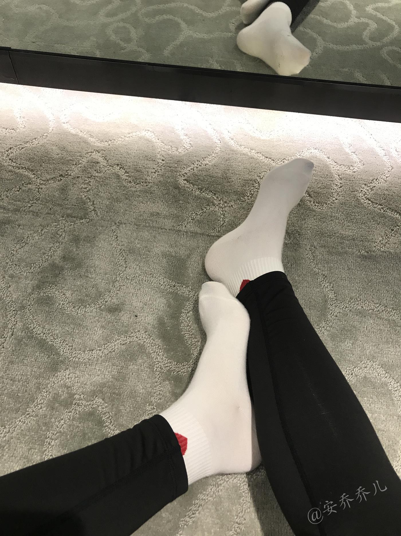 图片[49]-安乔乔儿(Nia乔乔) 健身房白袜[135P] – 速更版-美库