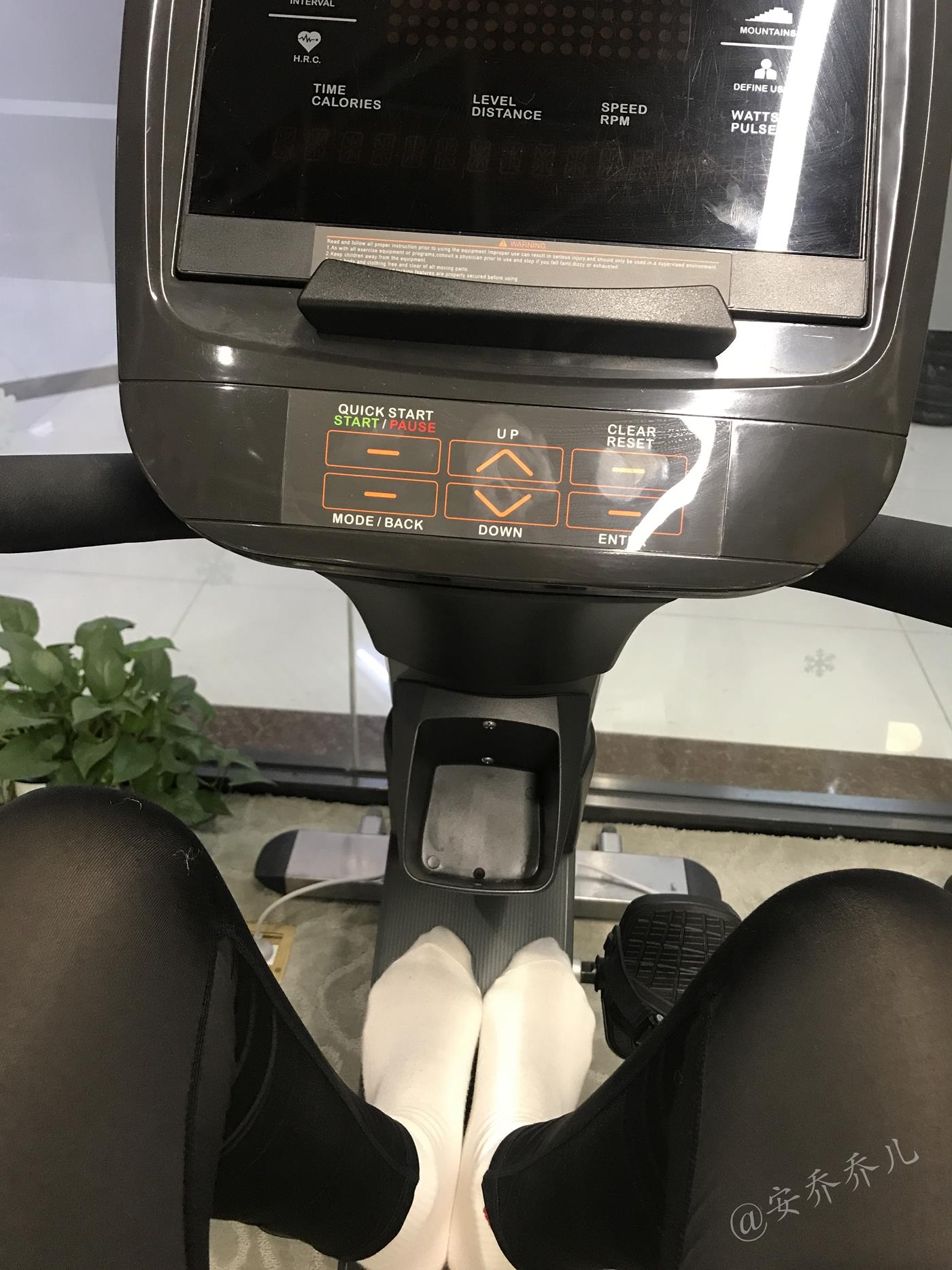 图片[55]-安乔乔儿(Nia乔乔) 健身房白袜[135P] – 速更版-美库