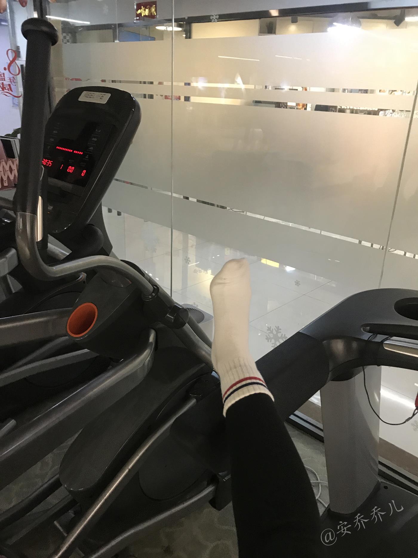 图片[80]-安乔乔儿(Nia乔乔) 健身房白袜[135P] – 速更版-美库