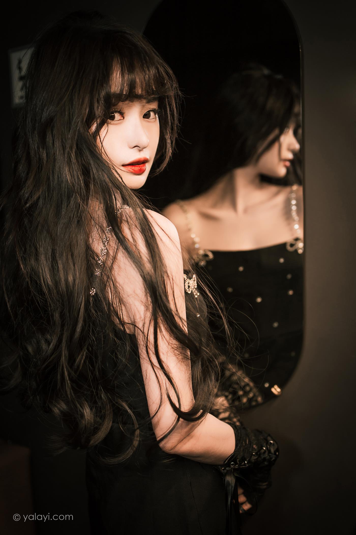 图片[38]-[YALAYI雅拉伊] 2022.11.22 NO.986 一丝忧郁 小亭[46P] – 速更版-美库