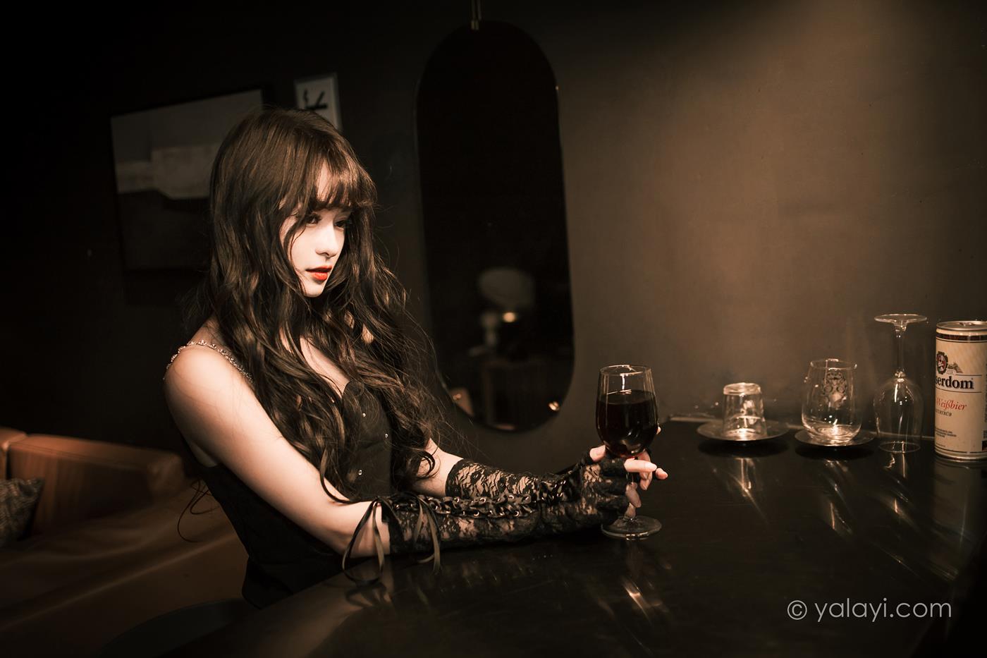 图片[40]-[YALAYI雅拉伊] 2022.11.22 NO.986 一丝忧郁 小亭[46P] – 速更版-美库