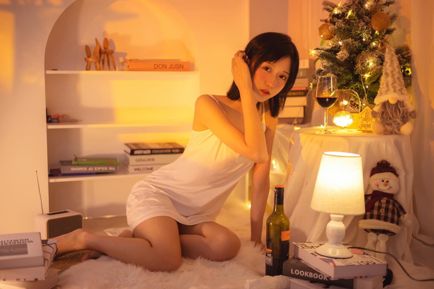 图片[13]-萌系小姐姐木绵绵OwO 049 红酒好喝 [28P] – 速更版-美库