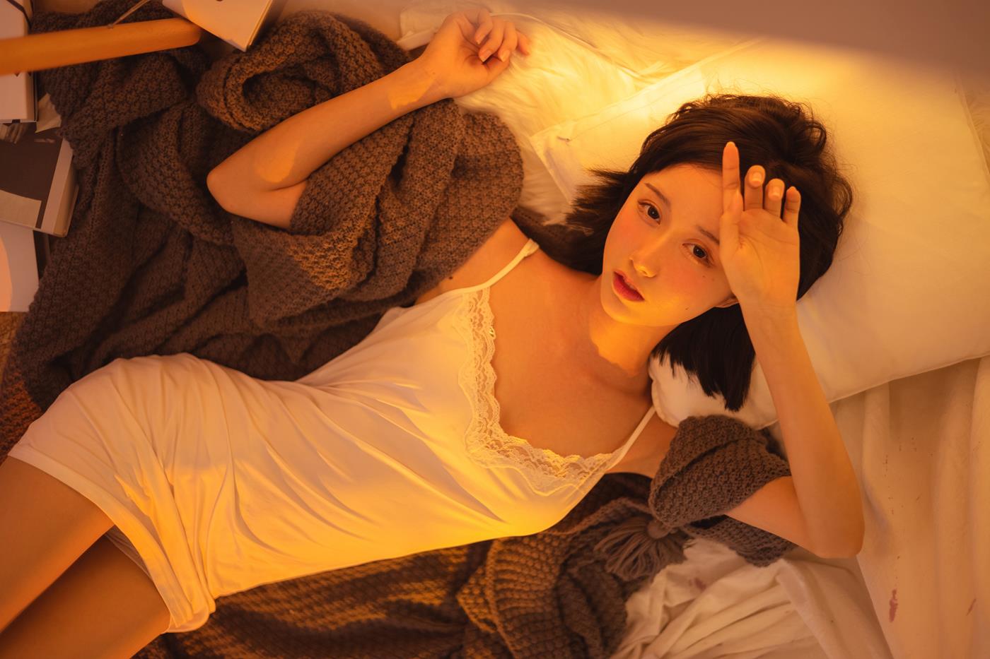 图片[26]-萌系小姐姐木绵绵OwO 049 红酒好喝 [28P] – 速更版-美库