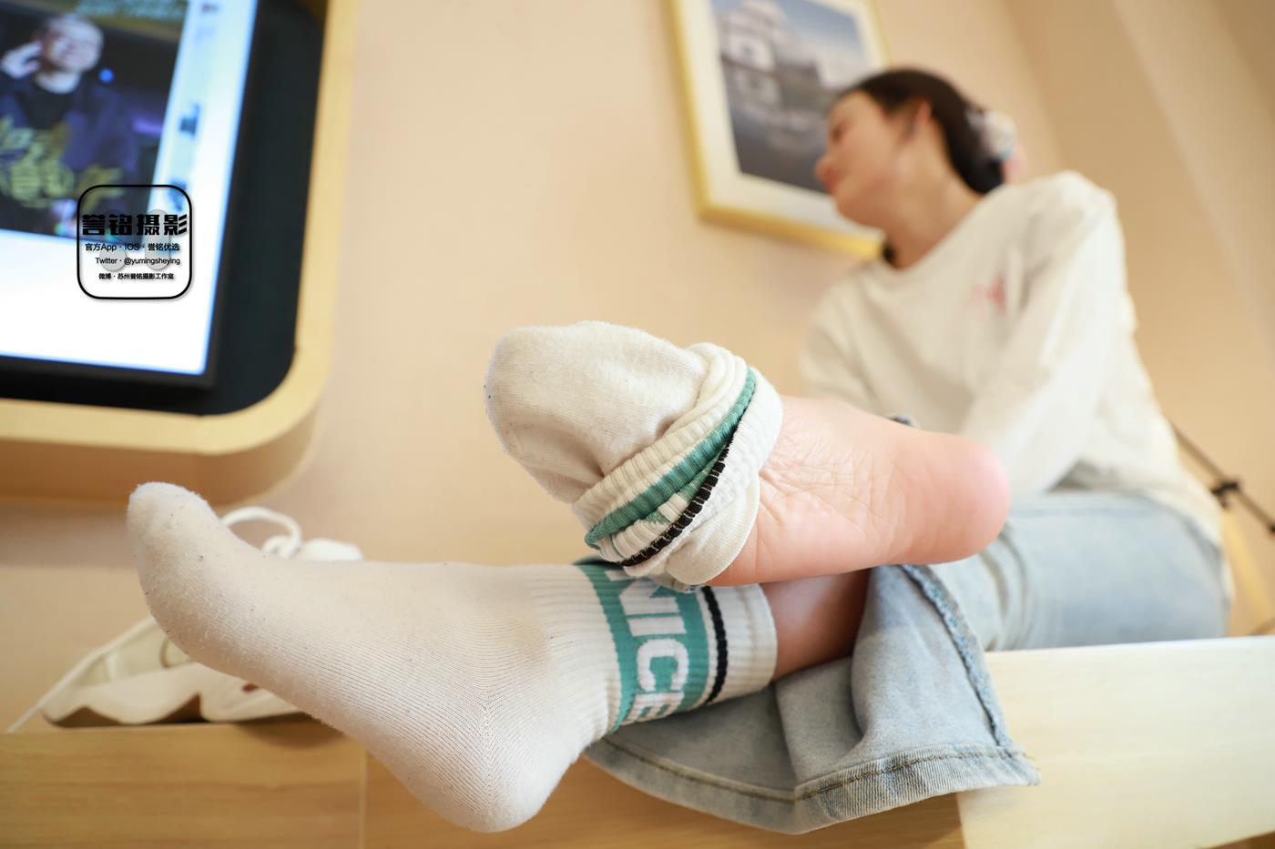 图片[43]-[誉铭传媒]袜足摄影 2022年《2022微信群第9套》[90P] – 速更版-美库