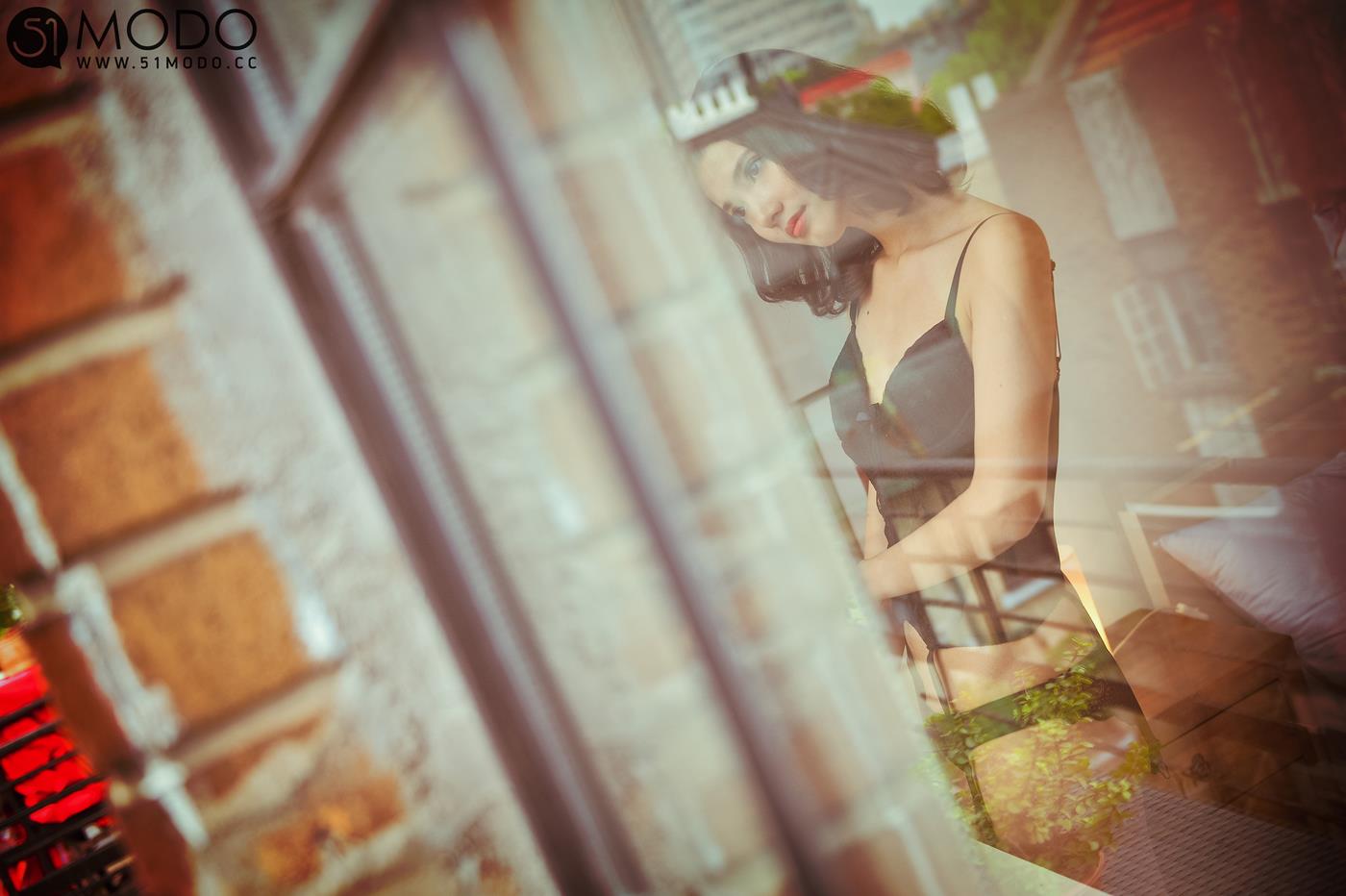 图片[36]-[51MODO杂志]2015.06.18 VOL.011 吊带黑丝美腿[66P] – 速更版-美库