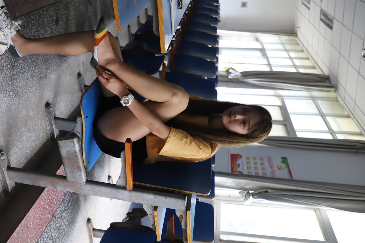 图片[36]-大西瓜爱牙膏-2020 01X活动 模特1（一） 教室热裤短袜 (1) [72P] – 速更版-美库