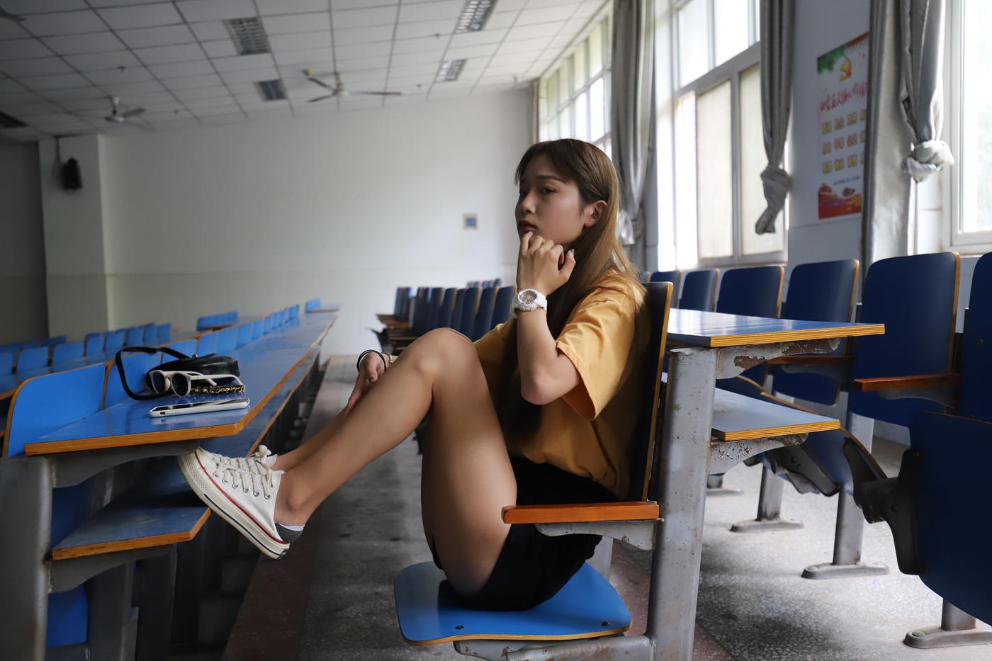 图片[43]-大西瓜爱牙膏-2020 01X活动 模特1（一） 教室热裤短袜 (1) [72P] – 速更版-美库