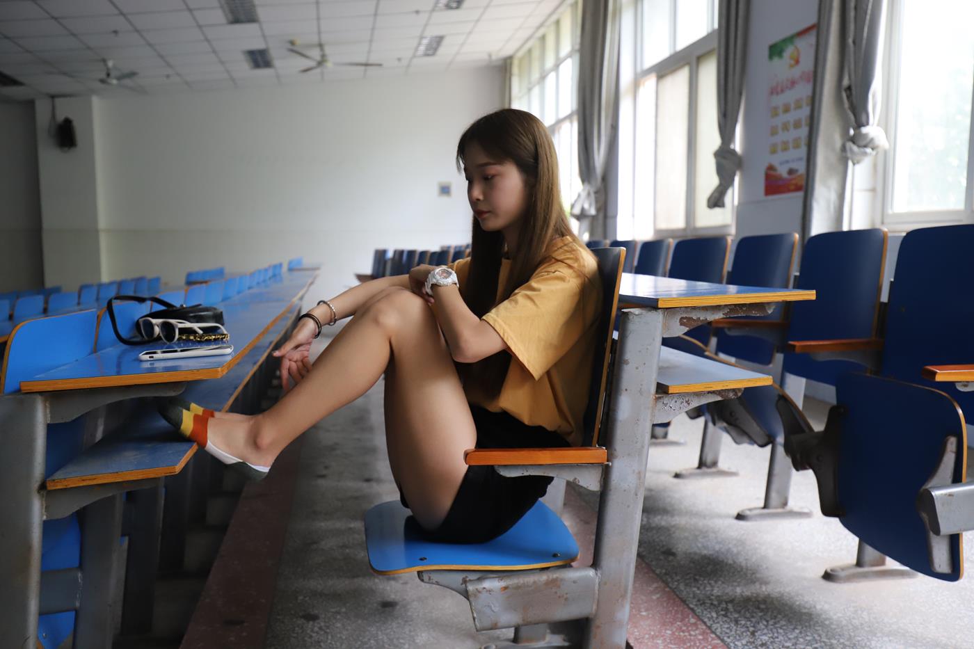 图片[44]-大西瓜爱牙膏-2020 01X活动 模特1（一） 教室热裤短袜 (1) [72P] – 速更版-美库