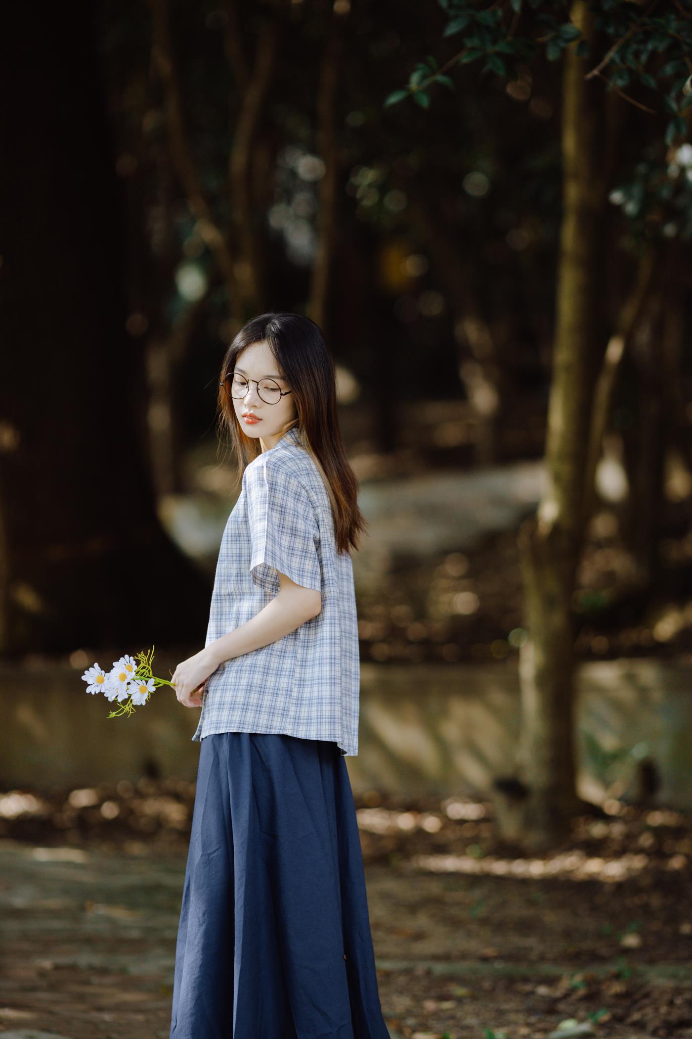 图片[12]-[YITUYU艺图语] 2022.01.03 树下的蓝色往事 一鸭咿呀哟 [24P] – 速更版-美库