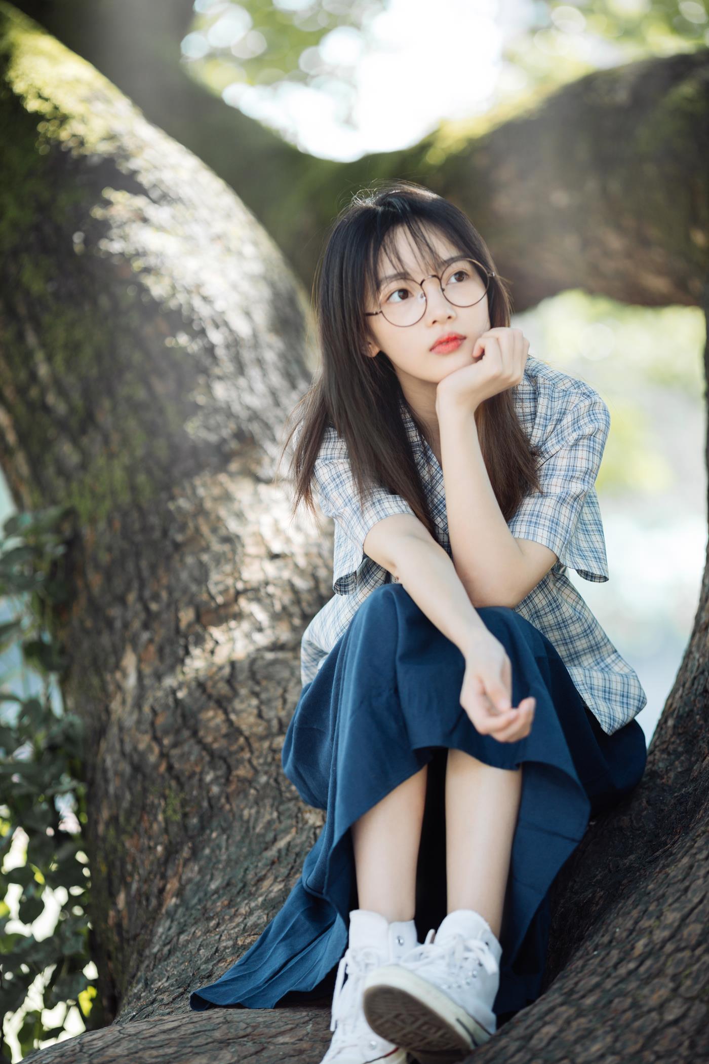 图片[13]-[YITUYU艺图语] 2022.01.03 树下的蓝色往事 一鸭咿呀哟 [24P] – 速更版-美库