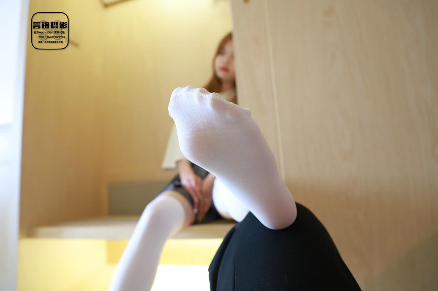 图片[38]-[誉铭传媒]袜足摄影 2022年《2022微信群第10套》[100P] – 速更版-美库