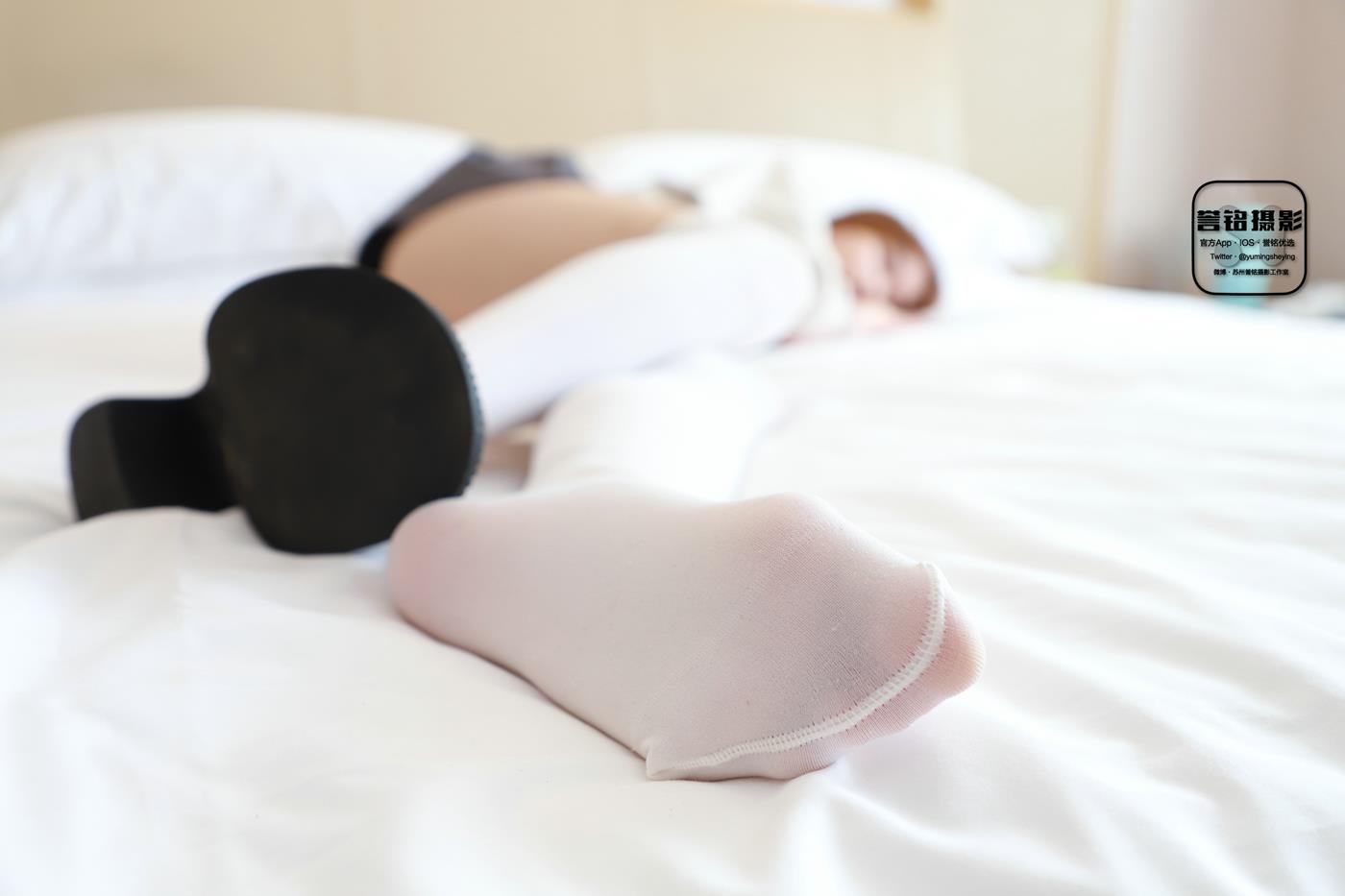 图片[45]-[誉铭传媒]袜足摄影 2022年《2022微信群第10套》[100P] – 速更版-美库