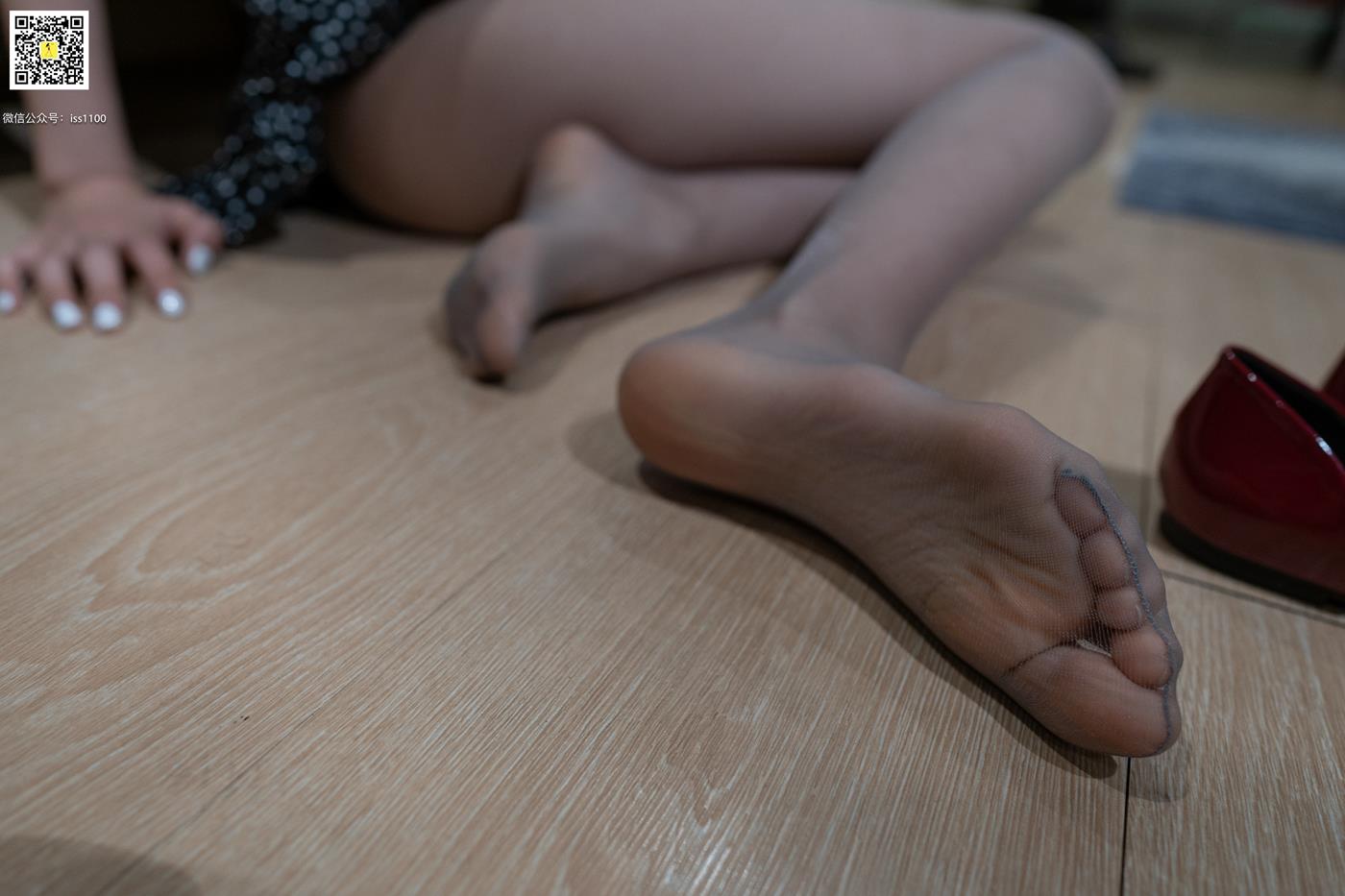 图片[73]-ISS系列 003 酱酱 超薄连裤袜碎花裙 [91P] – 速更版-美库