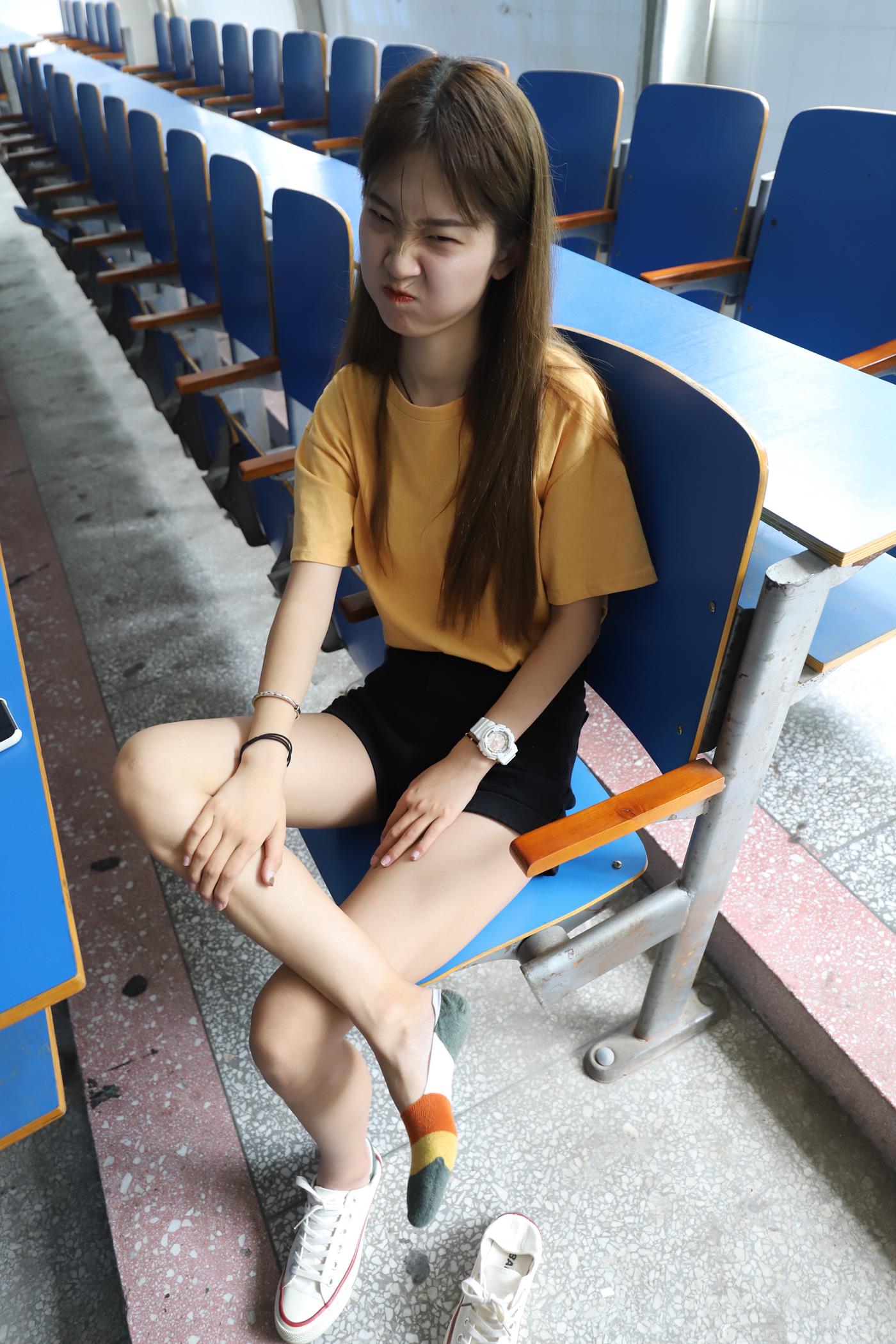 图片[17]-大西瓜爱牙膏-2020 01X活动 模特1（一） 教室热裤短袜 (2) [84P] – 速更版-美库