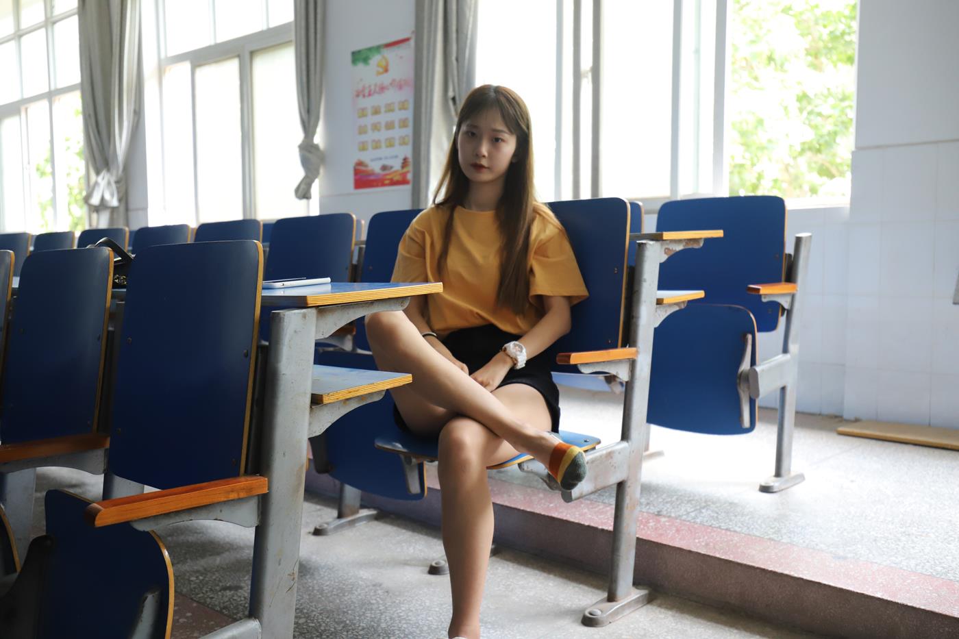 图片[20]-大西瓜爱牙膏-2020 01X活动 模特1（一） 教室热裤短袜 (2) [84P] – 速更版-美库