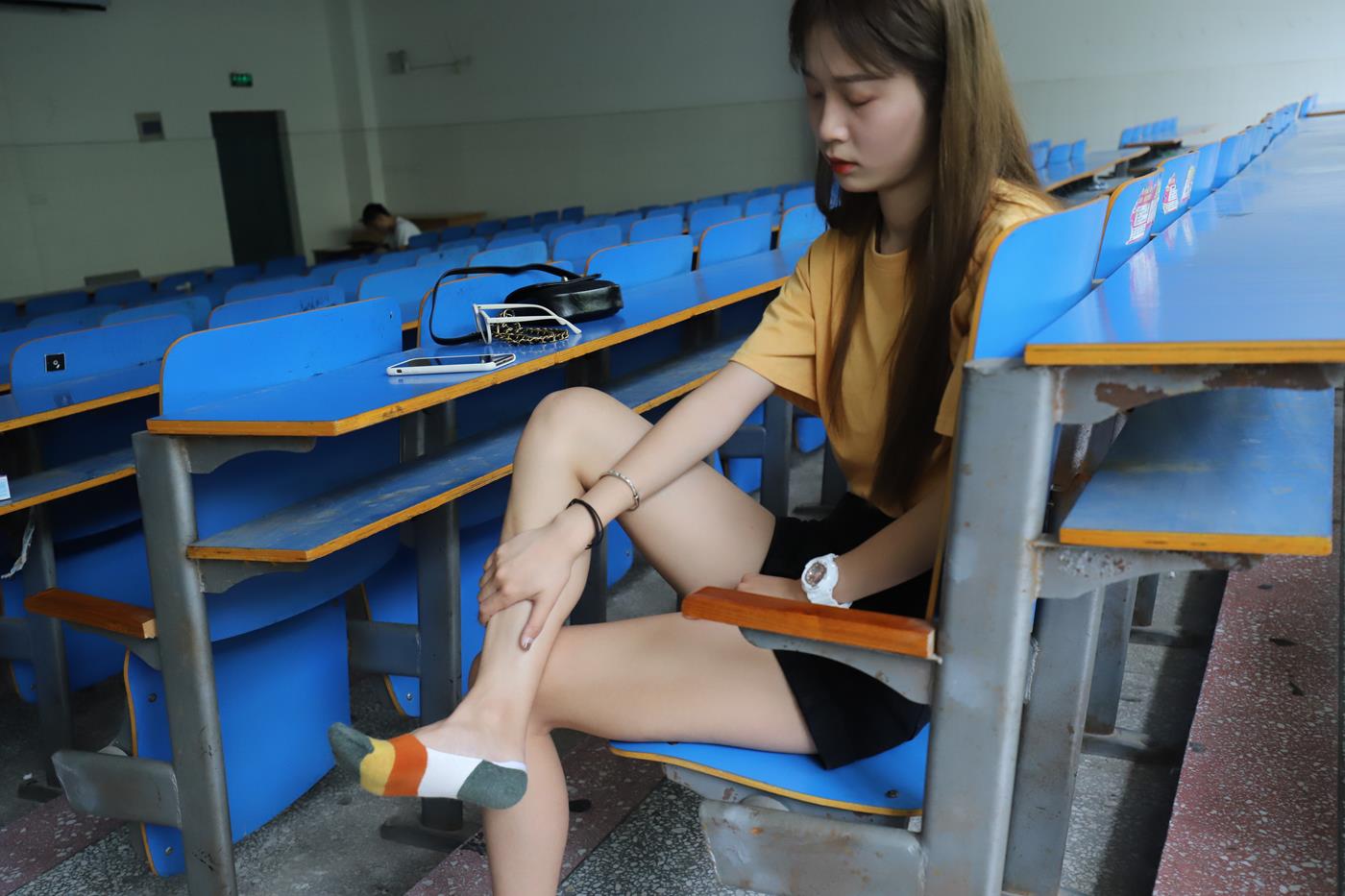 图片[30]-大西瓜爱牙膏-2020 01X活动 模特1（一） 教室热裤短袜 (2) [84P] – 速更版-美库