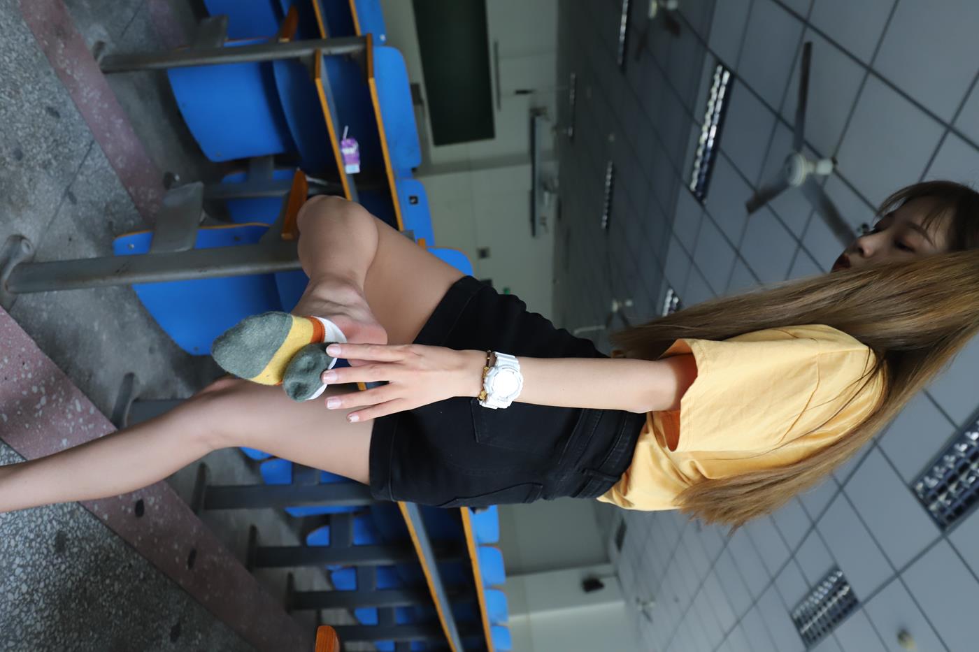 图片[76]-大西瓜爱牙膏-2020 01X活动 模特1（一） 教室热裤短袜 (2) [84P] – 速更版-美库