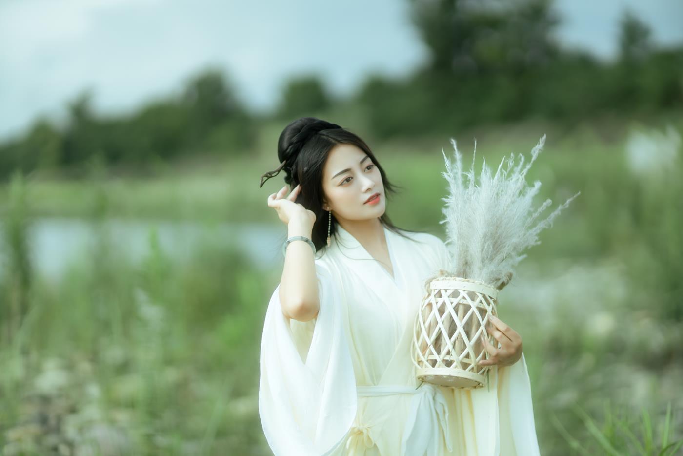 图片[15]-[YITUYU艺图语] 2022.01.05 芦花漫 陌颜 [30P] – 速更版-美库