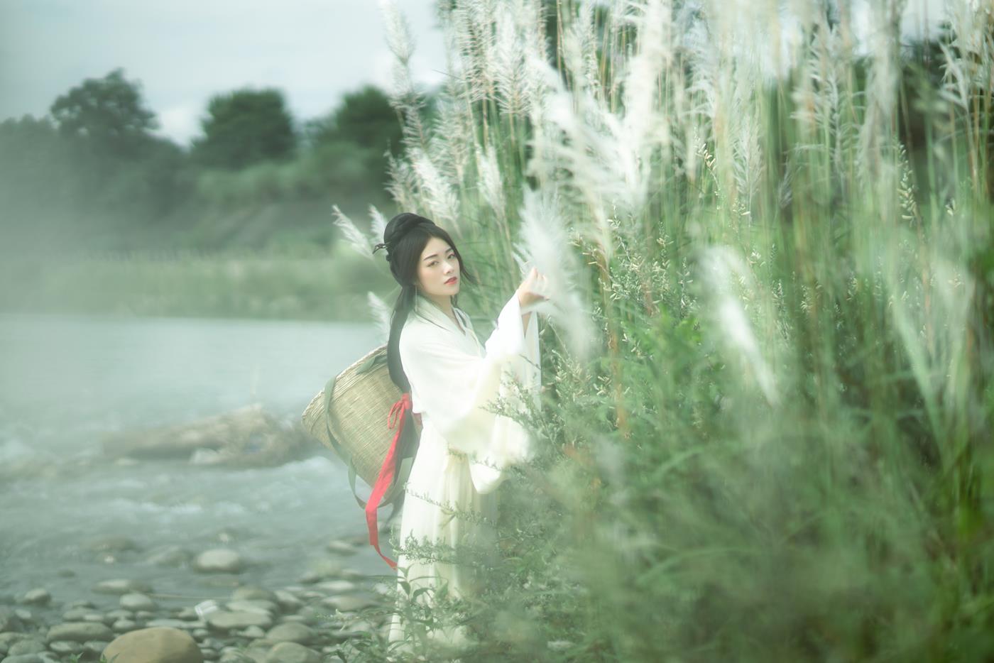 图片[21]-[YITUYU艺图语] 2022.01.05 芦花漫 陌颜 [30P] – 速更版-美库