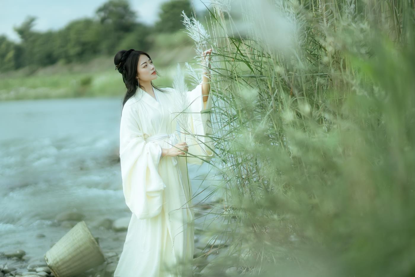 图片[25]-[YITUYU艺图语] 2022.01.05 芦花漫 陌颜 [30P] – 速更版-美库