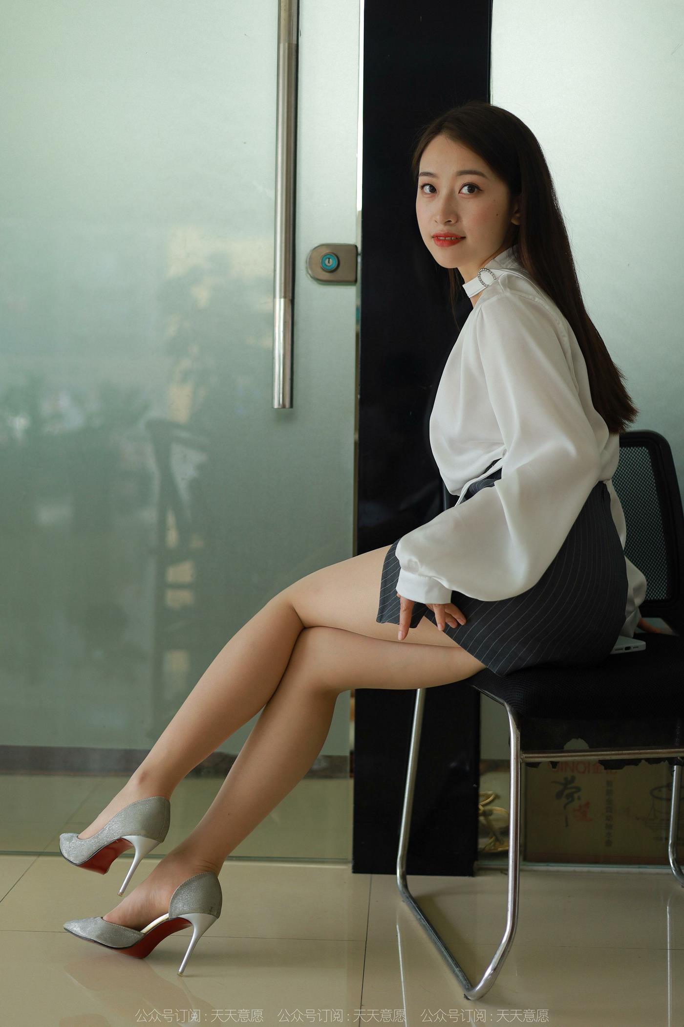 图片[11]-[IESS异思趣向] 2022.06.21 丝享家1124：小婕《美女接待员》[75P/102MB] – 速更版-美库