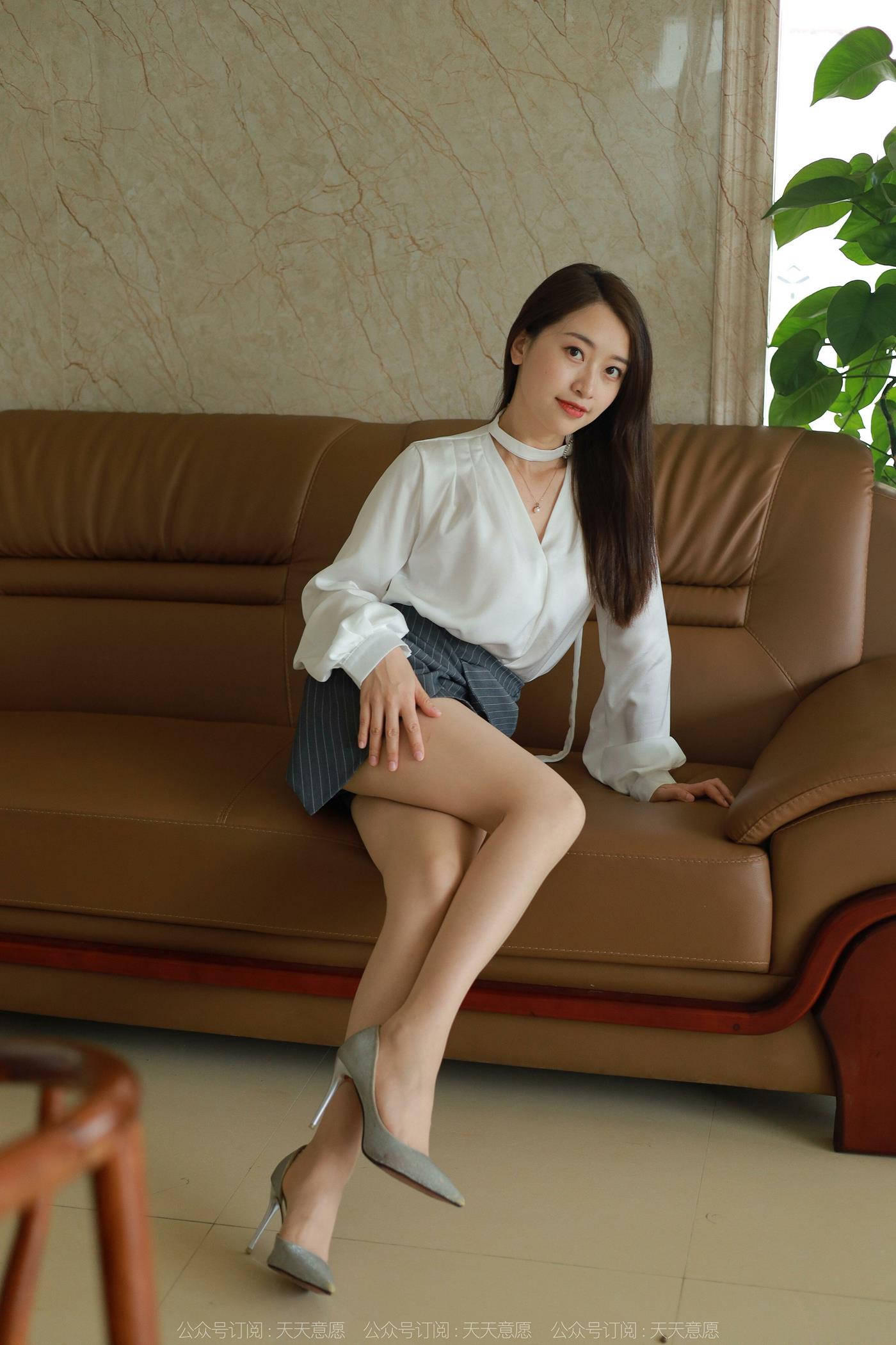 图片[20]-[IESS异思趣向] 2022.06.21 丝享家1124：小婕《美女接待员》[75P/102MB] – 速更版-美库