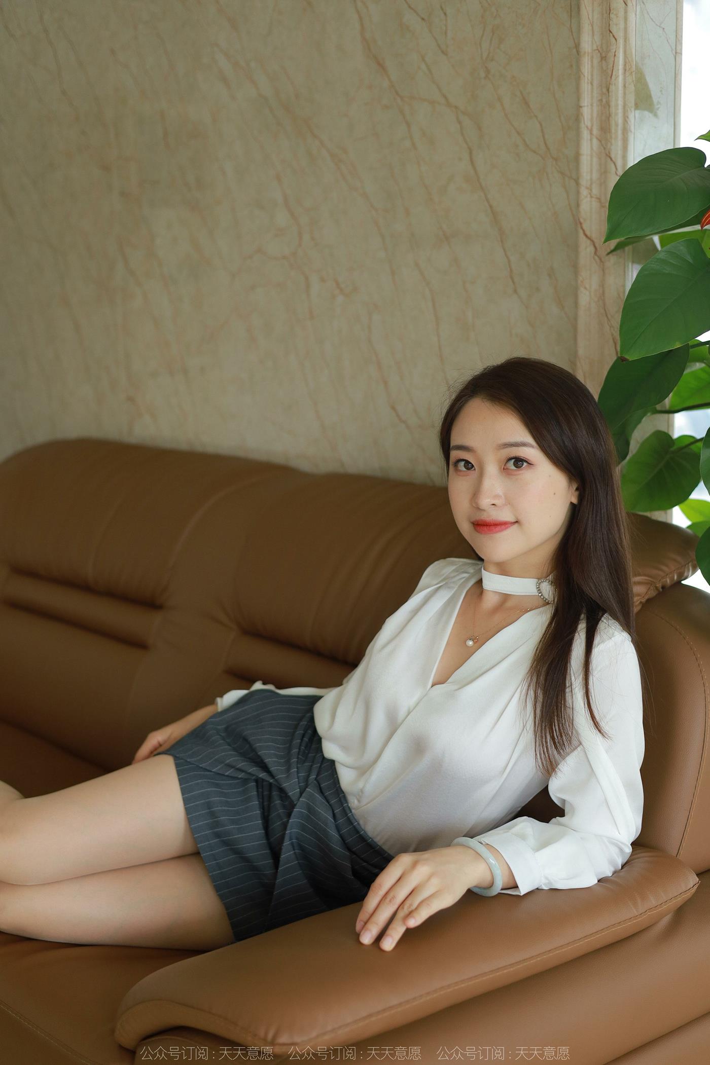 图片[38]-[IESS异思趣向] 2022.06.21 丝享家1124：小婕《美女接待员》[75P/102MB] – 速更版-美库