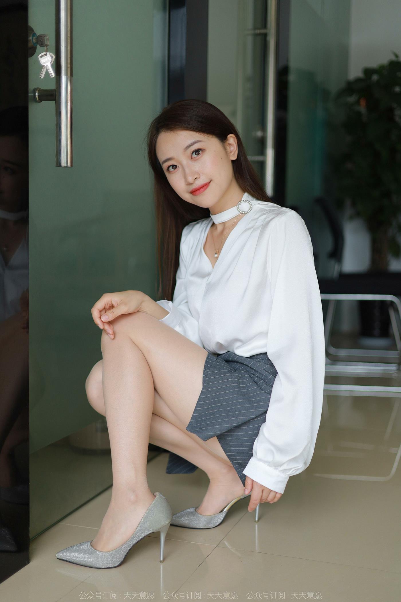 图片[60]-[IESS异思趣向] 2022.06.21 丝享家1124：小婕《美女接待员》[75P/102MB] – 速更版-美库