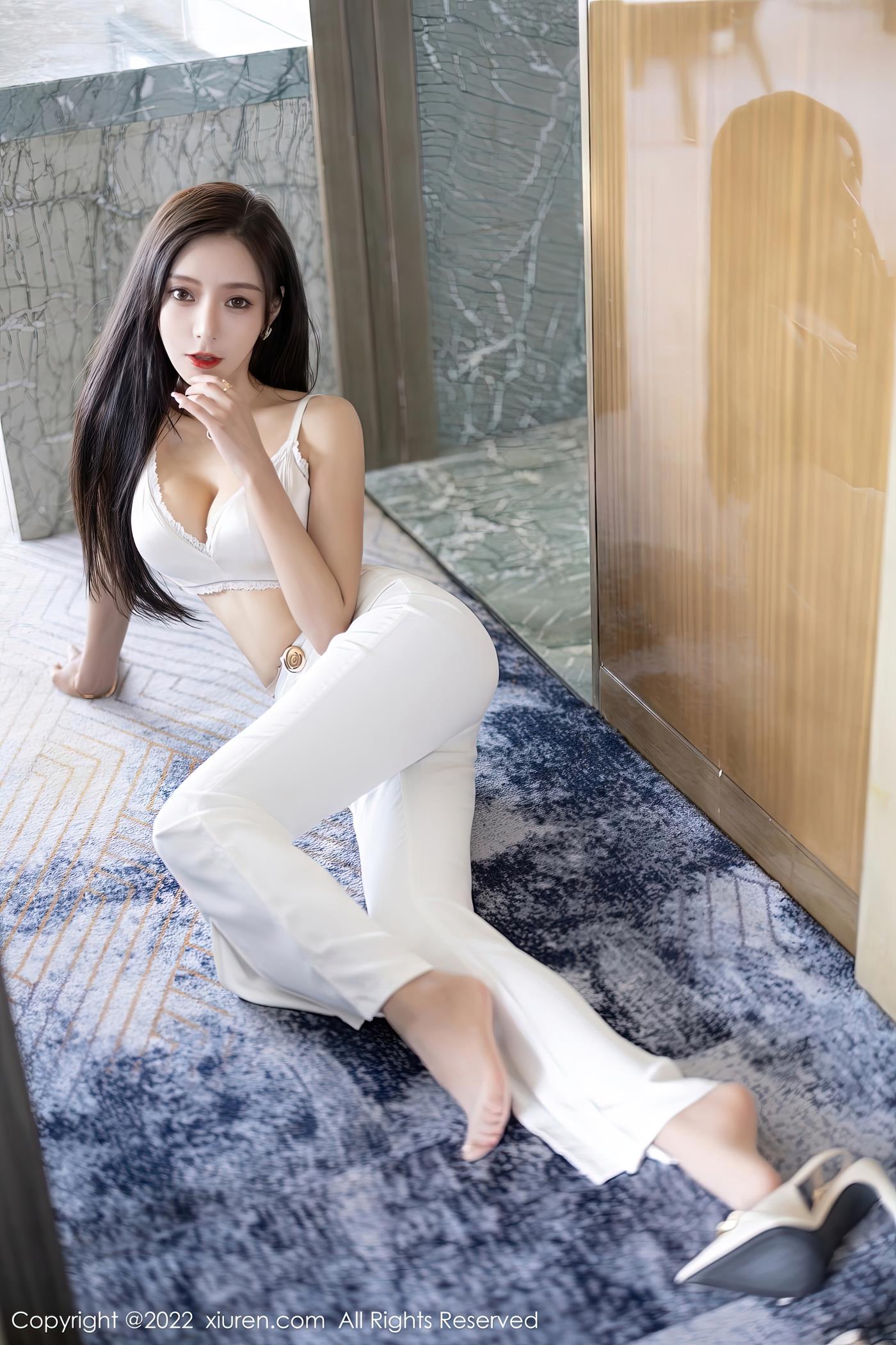 图片[40]-[Xiuren秀人网]2022.11.01 NO.5790 王馨瑶yanni[69+1P] – 速更版-美库