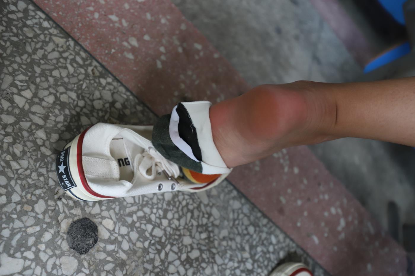 图片[10]-大西瓜爱牙膏-2020 01X活动 模特1（一） 教室热裤短袜 (3) [54P] – 速更版-美库