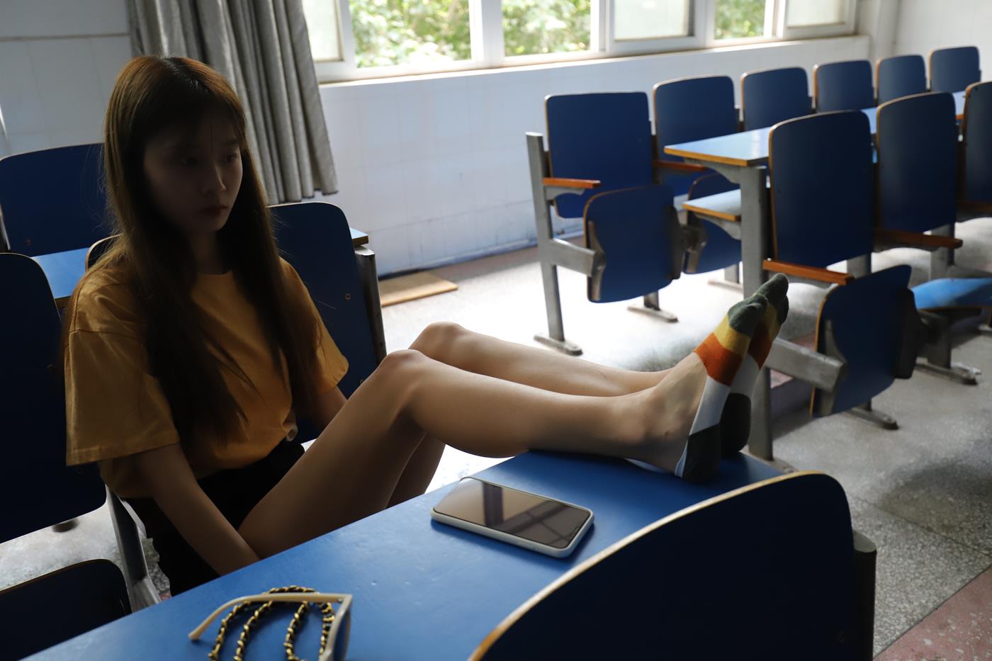 图片[27]-大西瓜爱牙膏-2020 01X活动 模特1（一） 教室热裤短袜 (3) [54P] – 速更版-美库