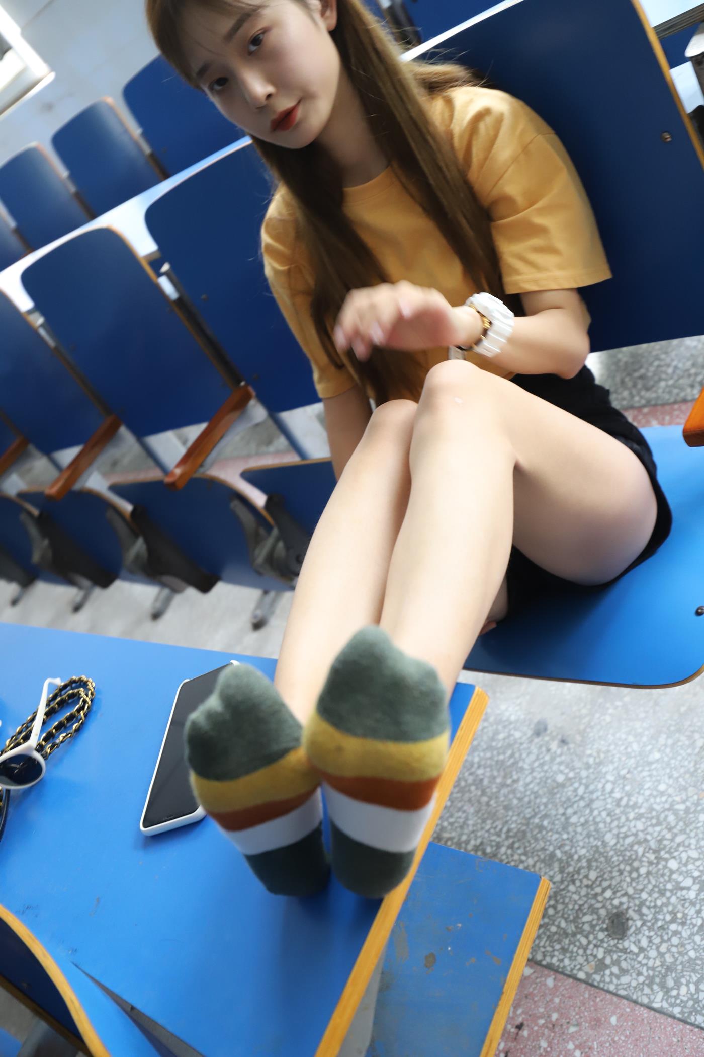 图片[29]-大西瓜爱牙膏-2020 01X活动 模特1（一） 教室热裤短袜 (3) [54P] – 速更版-美库