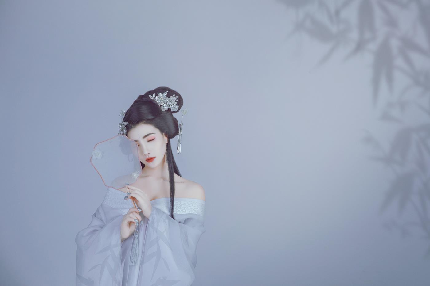 图片[14]-[YITUYU艺图语] 2022.01.06 清月盈 唯宝 [22P] – 速更版-美库