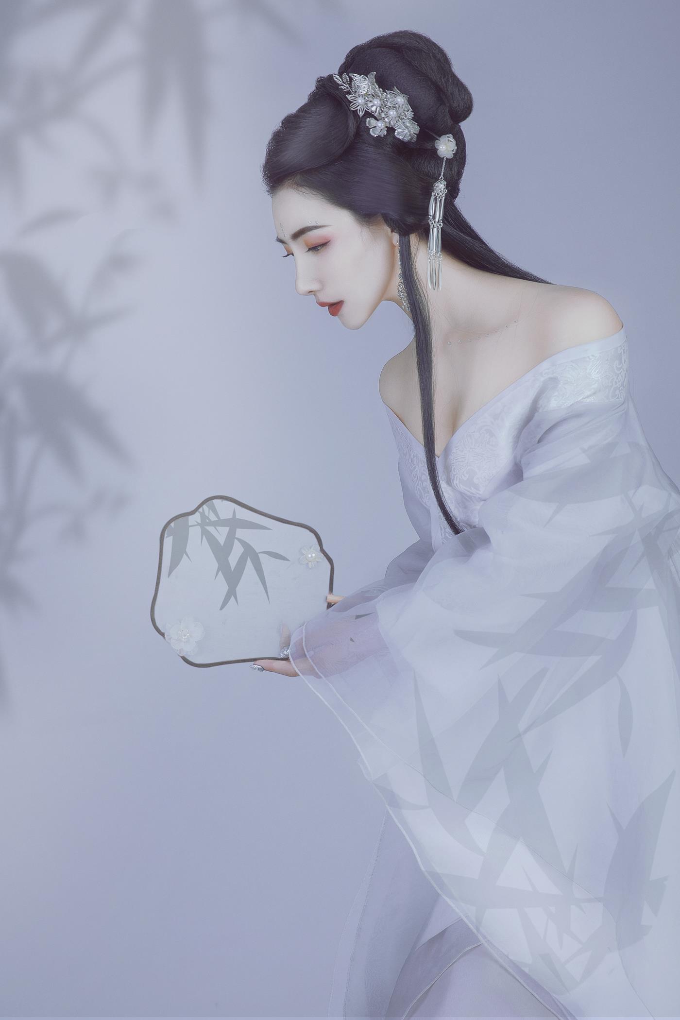 图片[17]-[YITUYU艺图语] 2022.01.06 清月盈 唯宝 [22P] – 速更版-美库