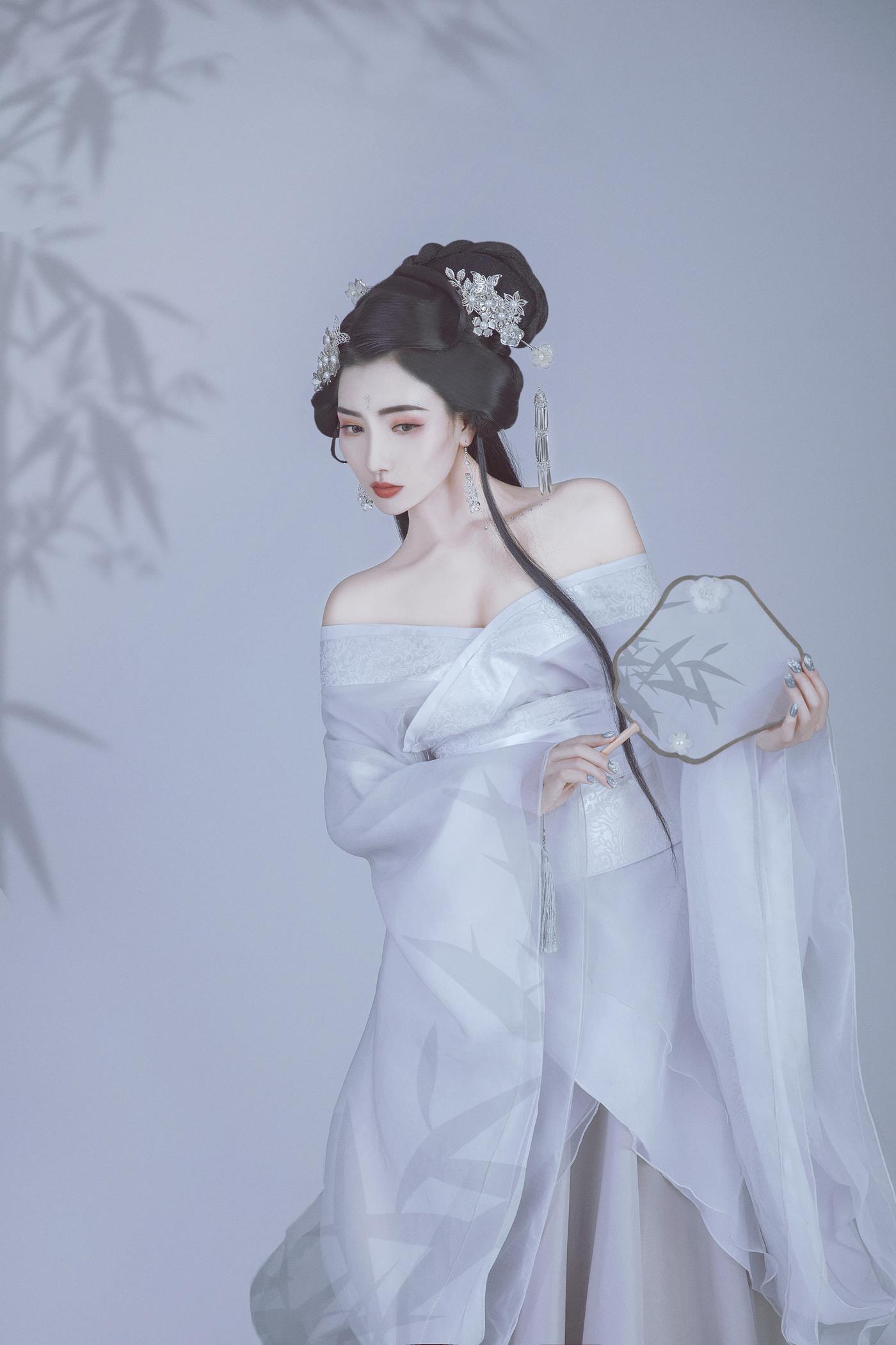 图片[23]-[YITUYU艺图语] 2022.01.06 清月盈 唯宝 [22P] – 速更版-美库