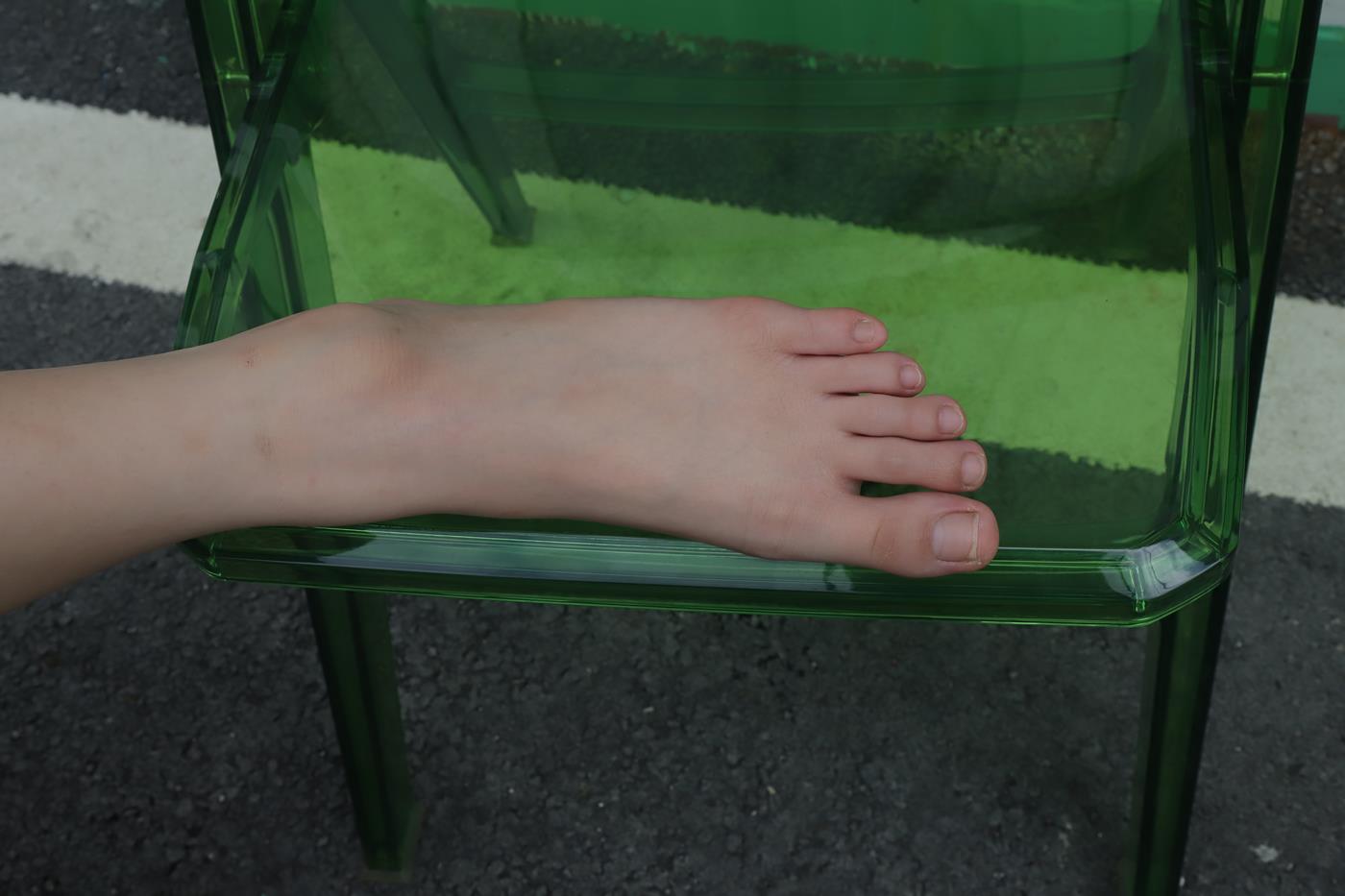 图片[56]-Pary摄影 NO.002 大学生女神素萍的38码修长美脚 (2) [87P] – 速更版-美库