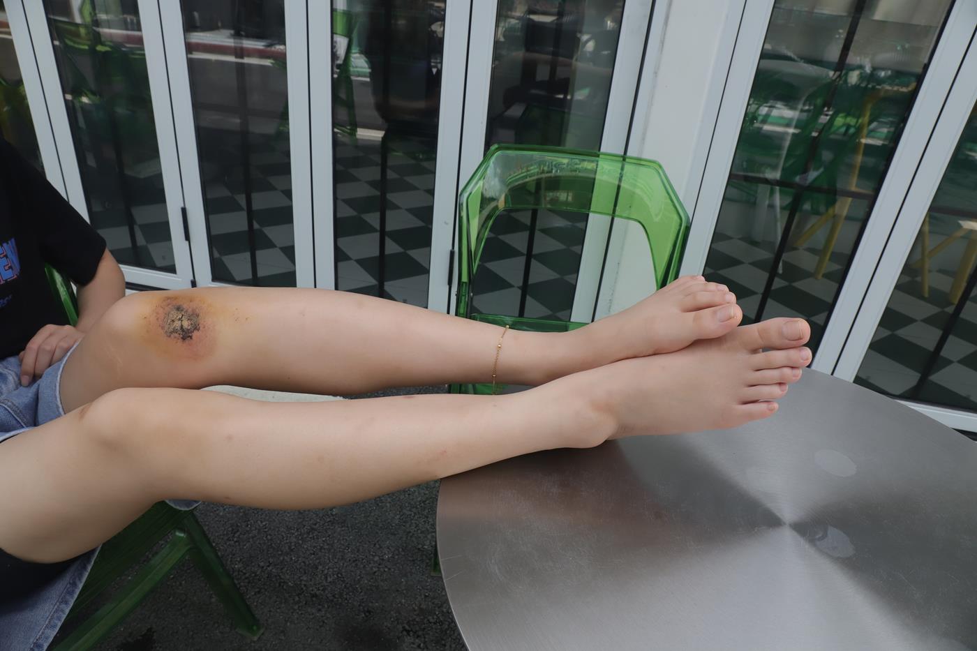 图片[65]-Pary摄影 NO.002 大学生女神素萍的38码修长美脚 (2) [87P] – 速更版-美库