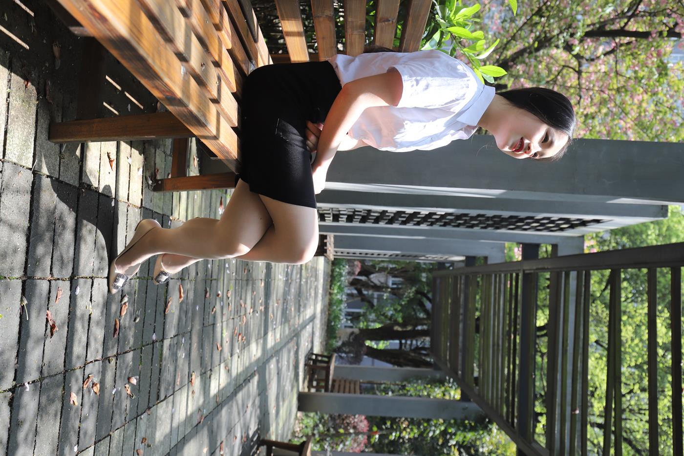 图片[43]-大西瓜爱牙膏-2020 01X活动 模特2（二） 户外制服ol-1 (1) [84P] – 速更版-美库