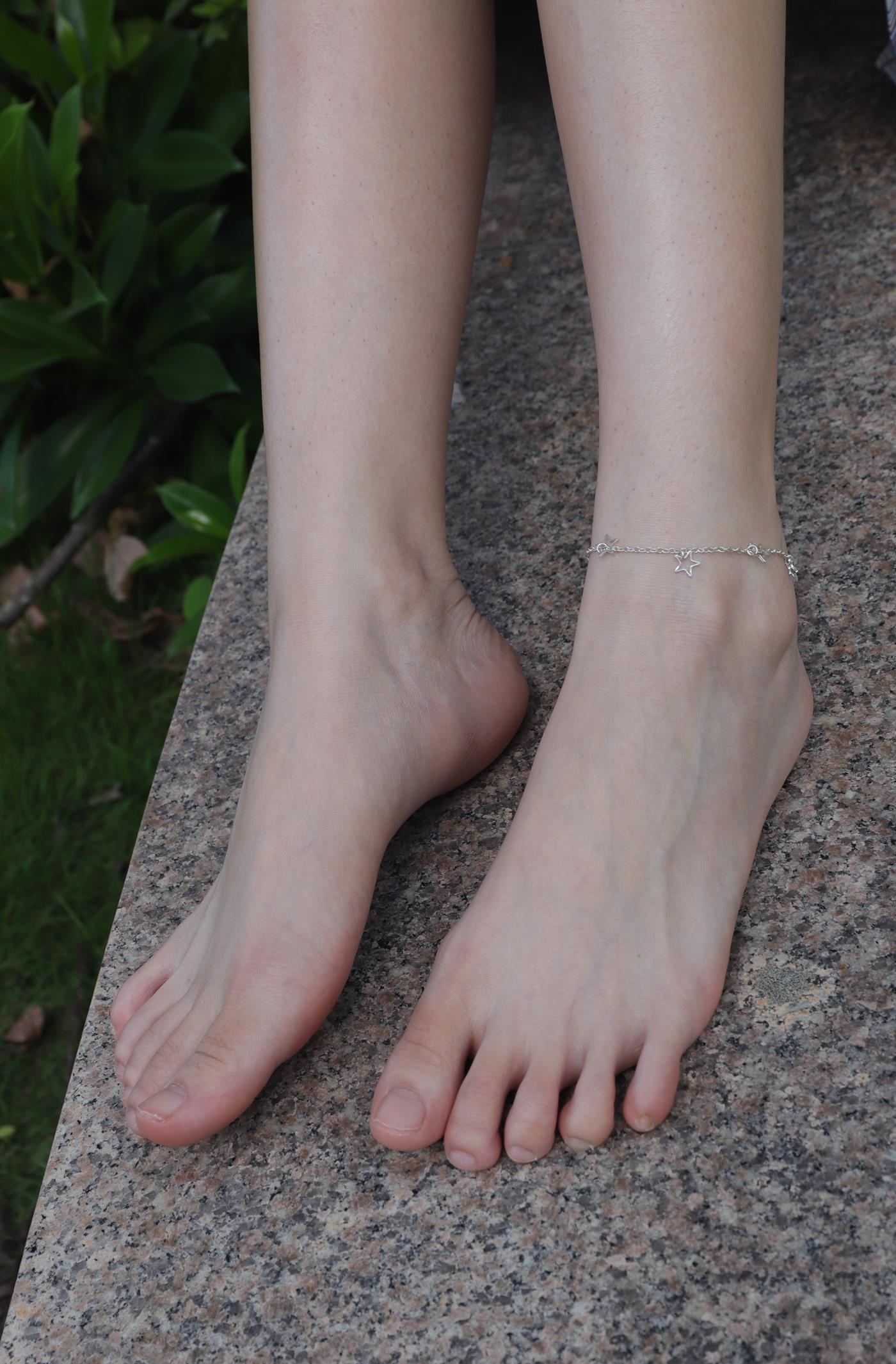 图片[34]-Pary摄影 NO.003 大学生婉萍的雪白美脚 (1) [84P] – 速更版-美库