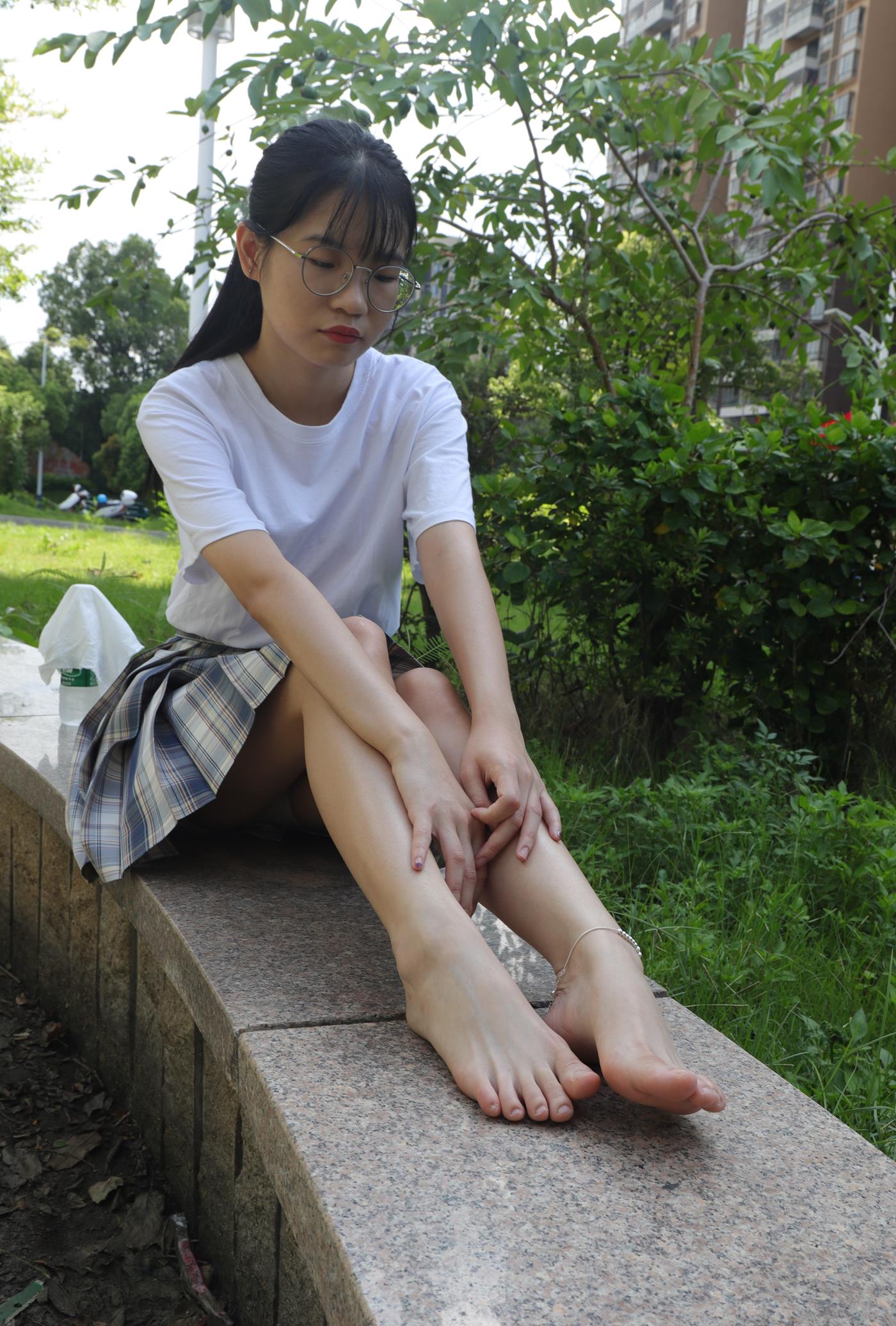 图片[51]-Pary摄影 NO.003 大学生婉萍的雪白美脚 (1) [84P] – 速更版-美库