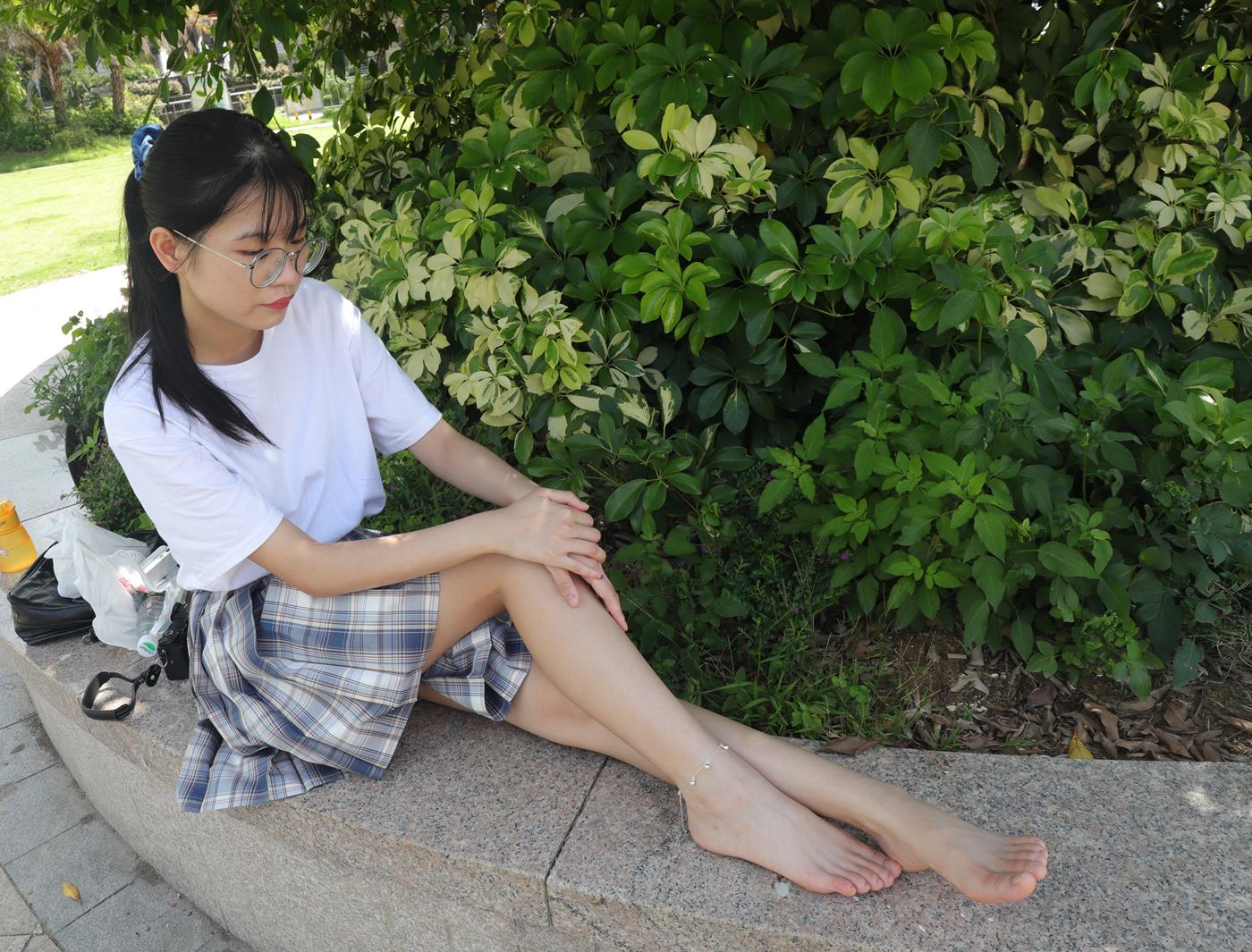 图片[43]-Pary摄影 NO.003 大学生婉萍的雪白美脚 (2) [85P] – 速更版-美库