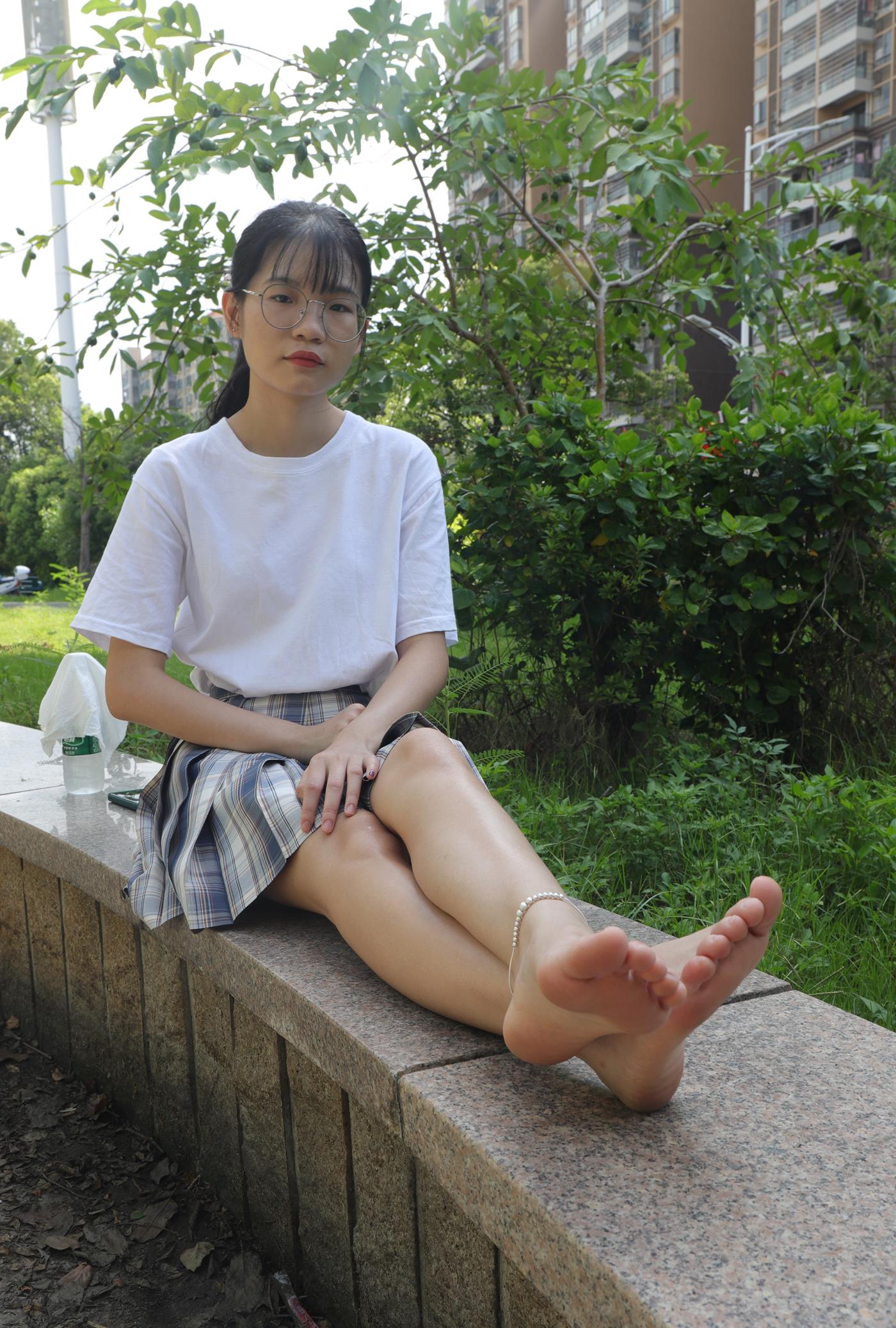 图片[60]-Pary摄影 NO.003 大学生婉萍的雪白美脚 (1) [84P] – 速更版-美库