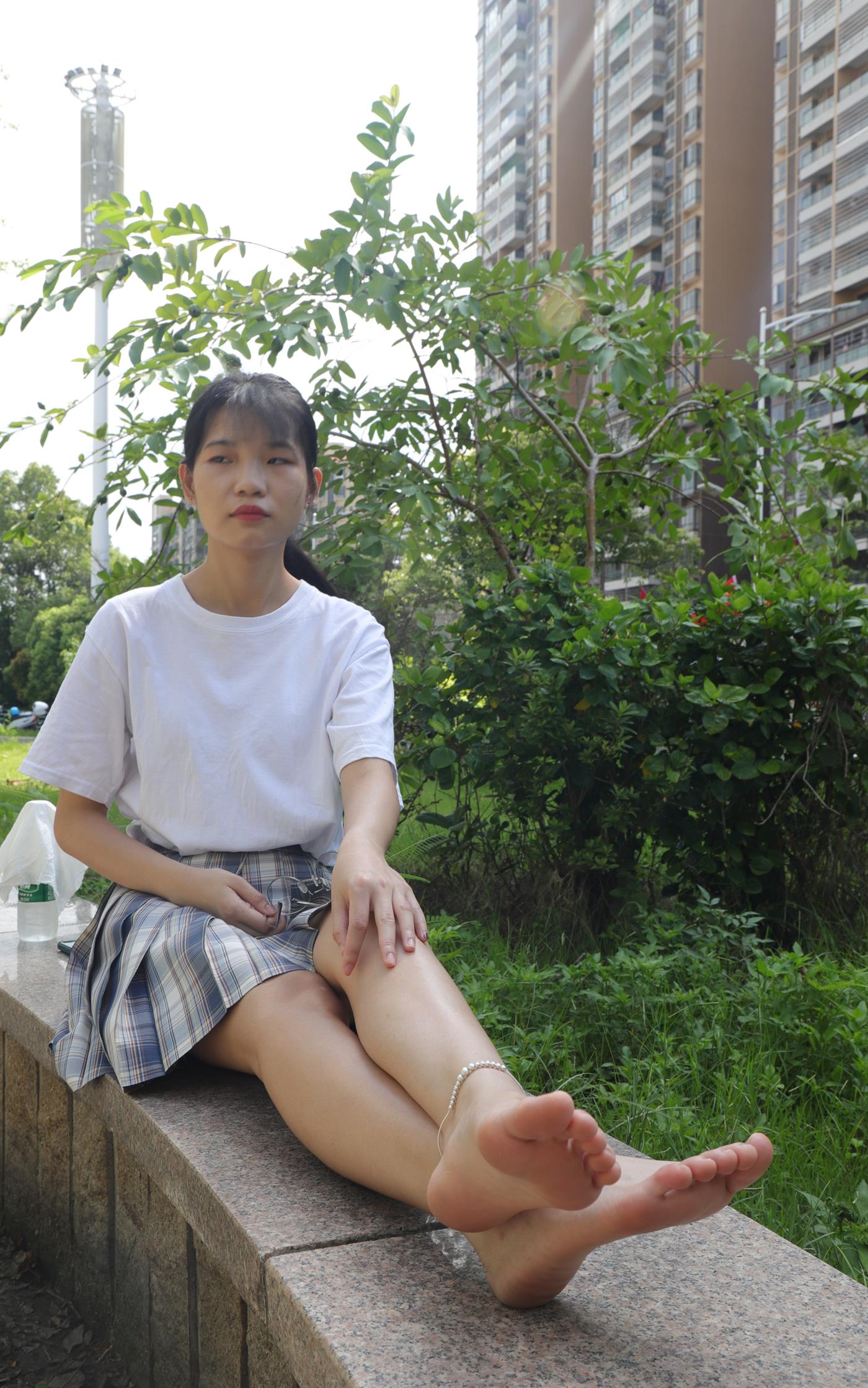 图片[63]-Pary摄影 NO.003 大学生婉萍的雪白美脚 (1) [84P] – 速更版-美库