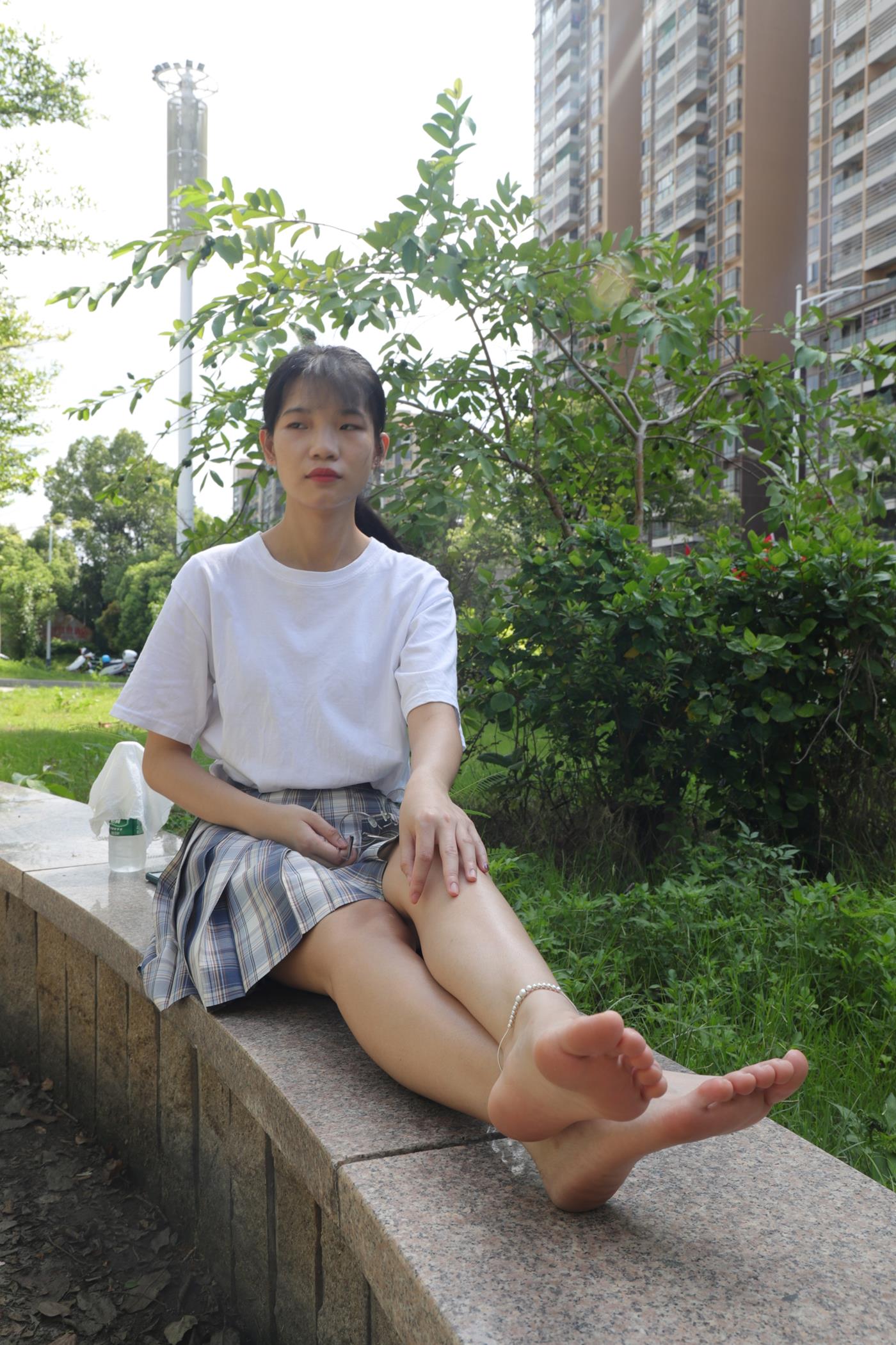 图片[64]-Pary摄影 NO.003 大学生婉萍的雪白美脚 (1) [84P] – 速更版-美库