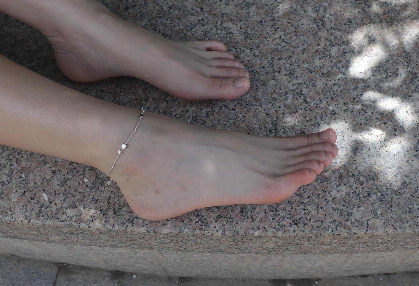 图片[86]-Pary摄影 NO.003 大学生婉萍的雪白美脚 (2) [85P] – 速更版-美库