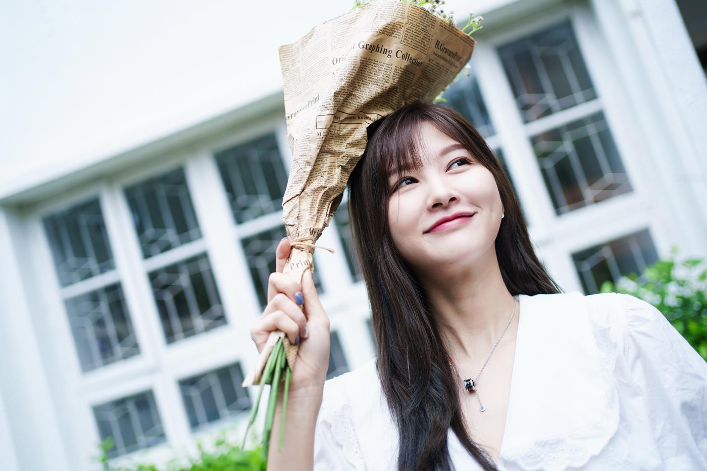 图片[11]-[YITUYU艺图语] 2022.01.12 白色咖啡屋 吕陈 [28P] – 速更版-美库