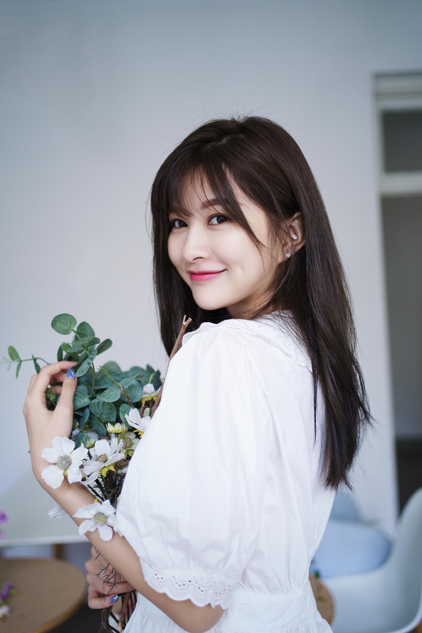 图片[30]-[YITUYU艺图语] 2022.01.12 白色咖啡屋 吕陈 [28P] – 速更版-美库