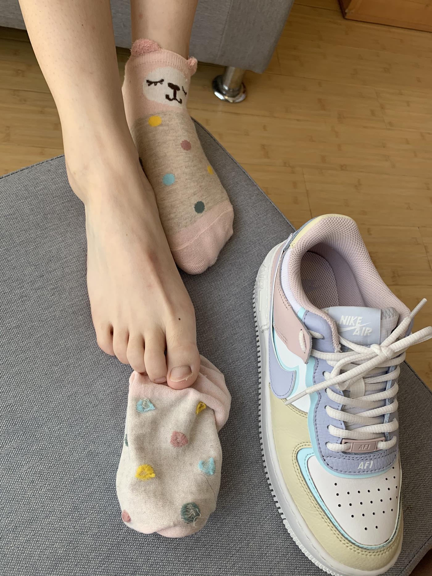 图片[38]-[誉铭传媒]袜足摄影 2022年《3月整合福利》[91P] – 速更版-美库