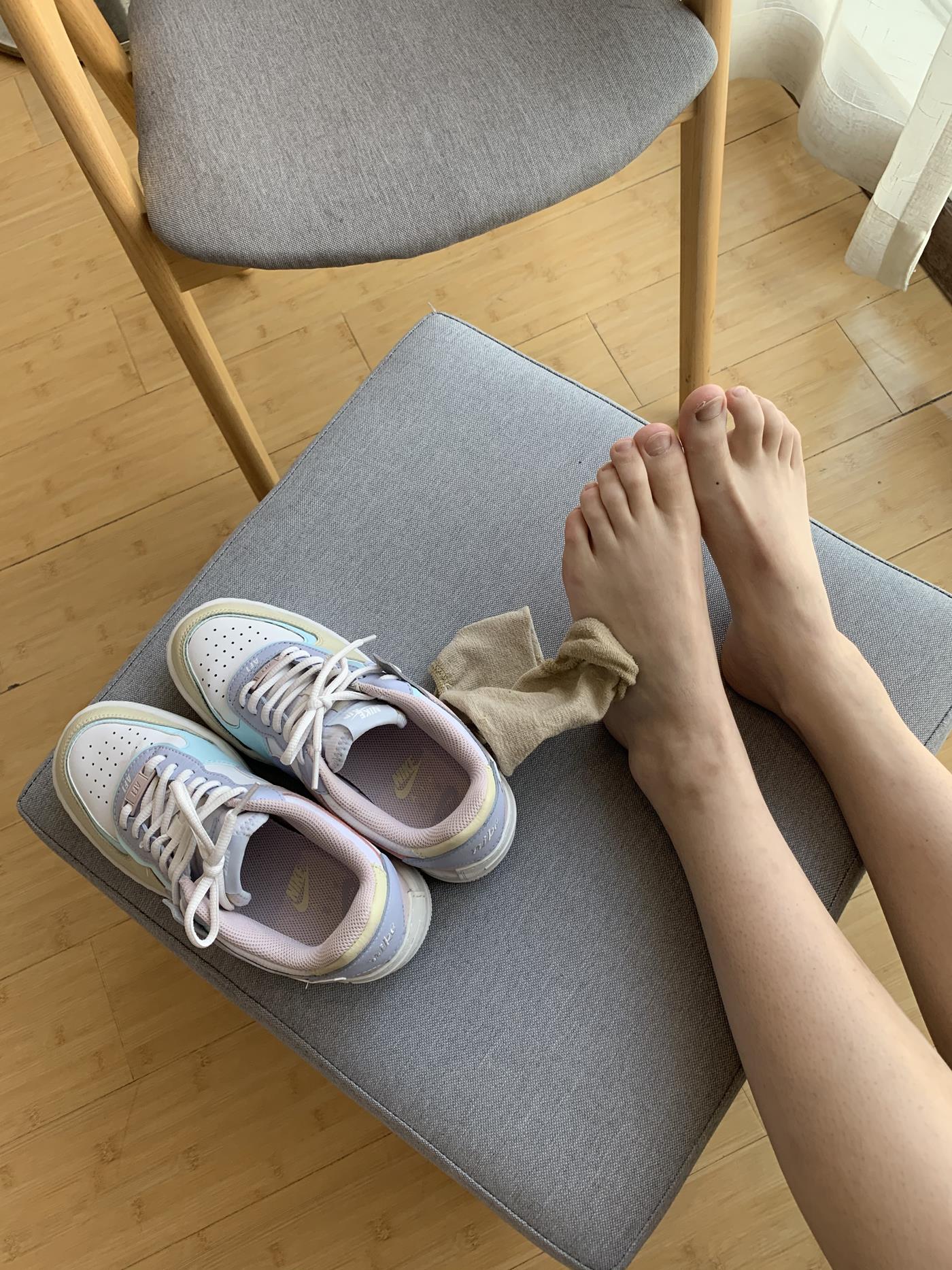 图片[56]-[誉铭传媒]袜足摄影 2022年《3月整合福利》[91P] – 速更版-美库